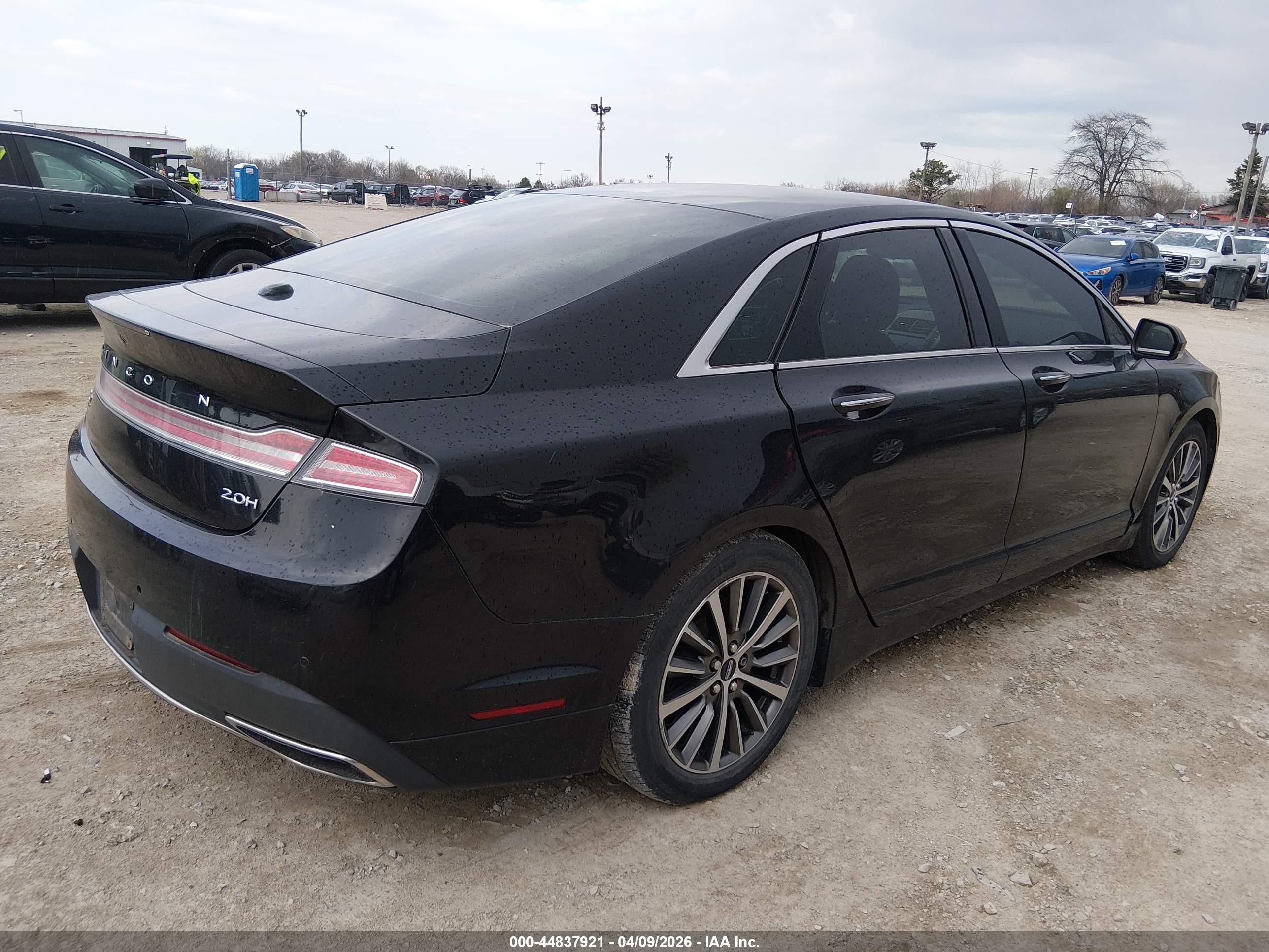 LINCOLN MKZ image 4
