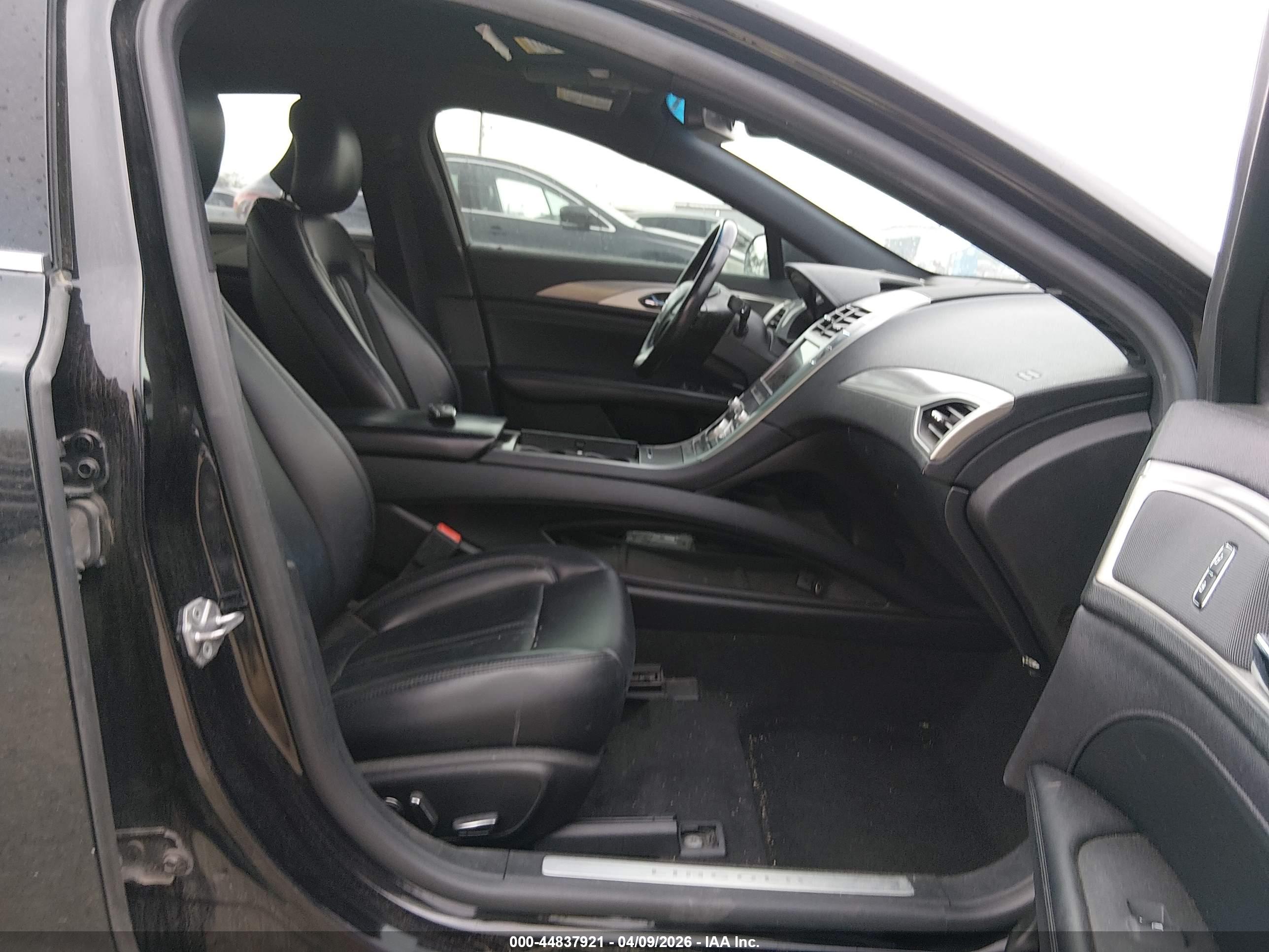 LINCOLN MKZ image 5