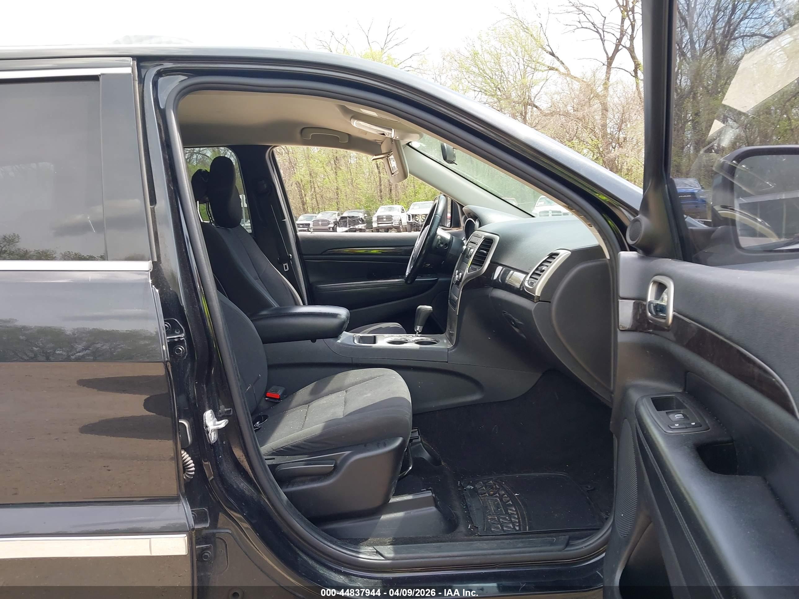 JEEP GRAND image 5