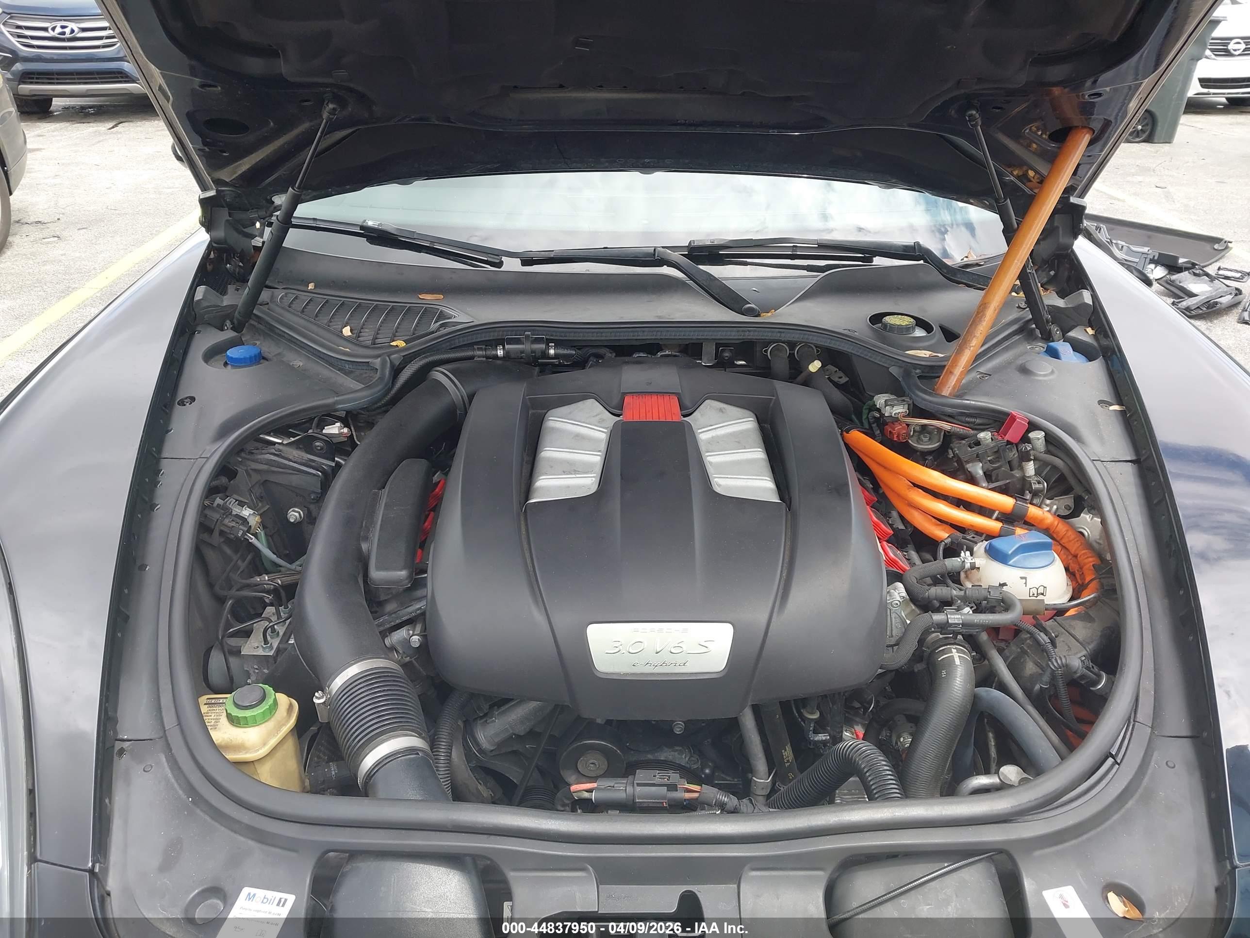 PORSCHE PANAMERA image 10