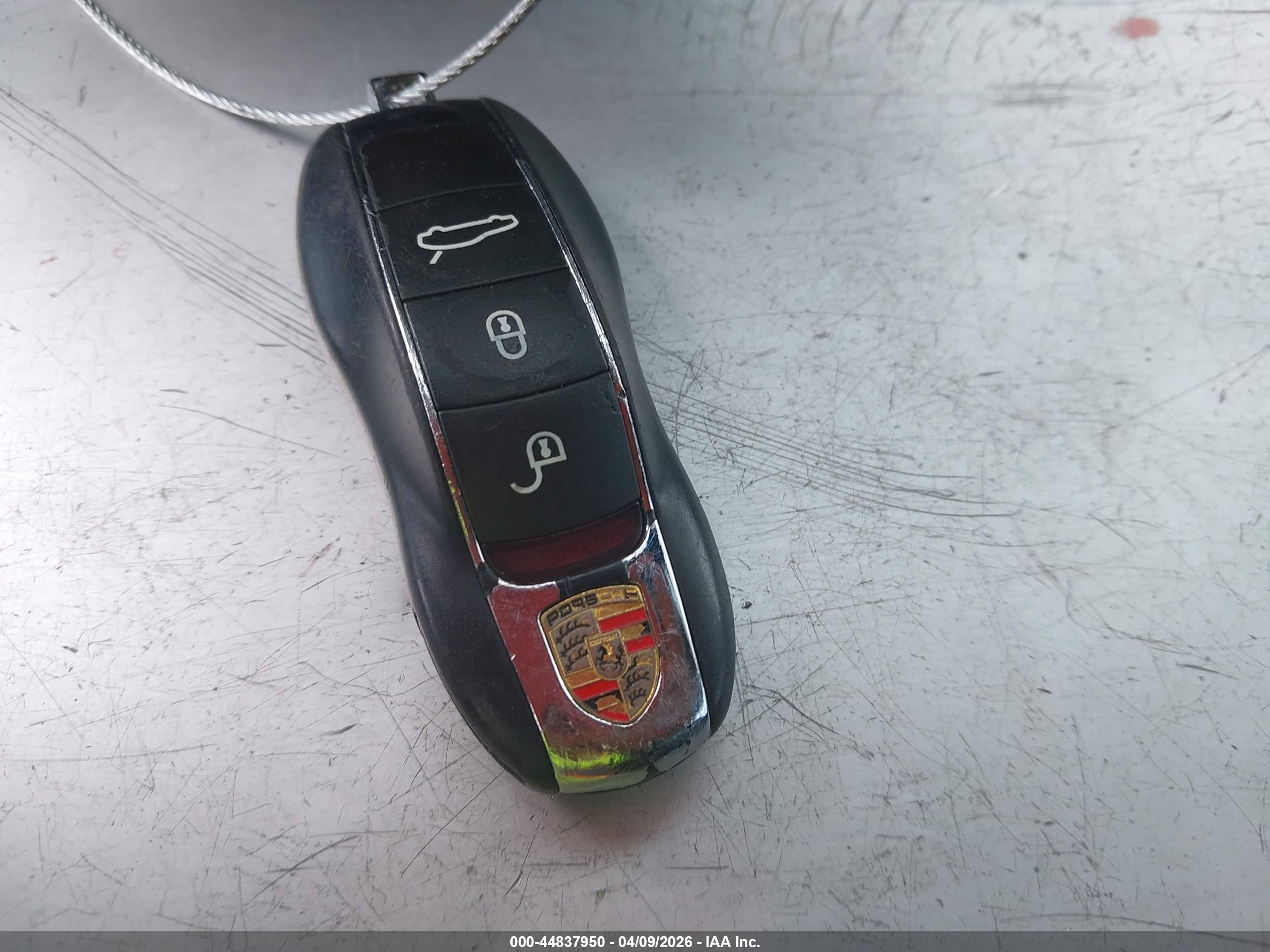 PORSCHE PANAMERA image 11