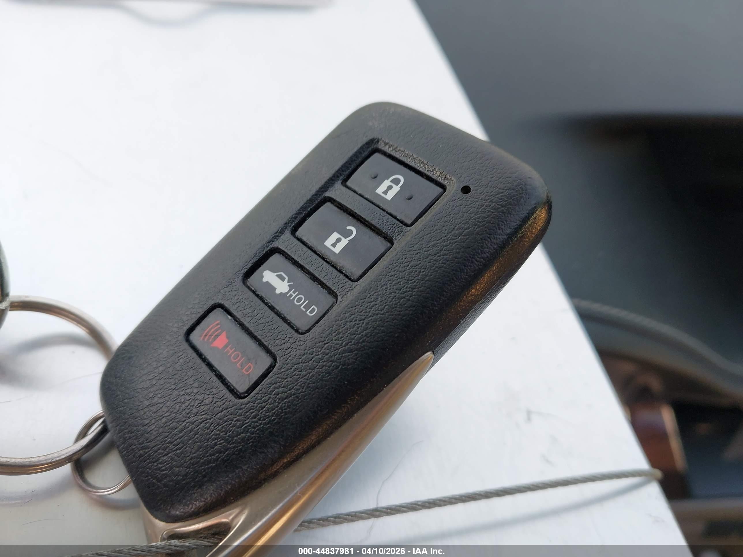 LEXUS ES image 11