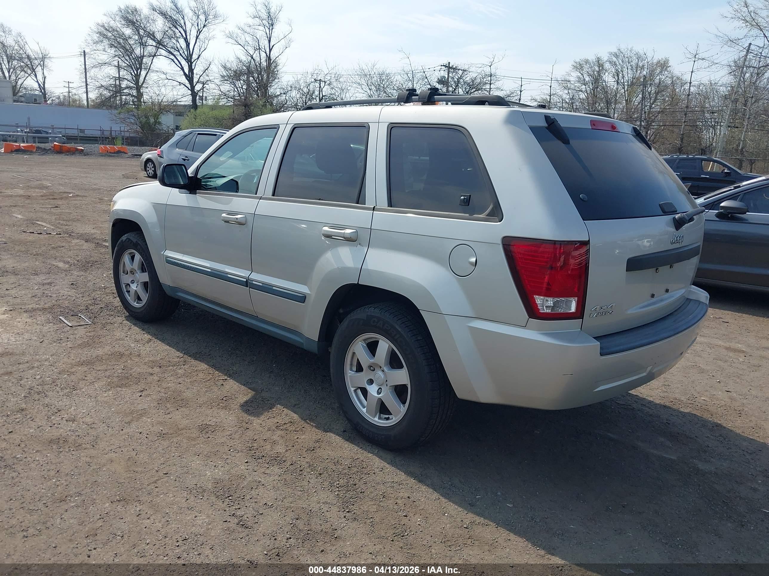 JEEP GRAND image 3