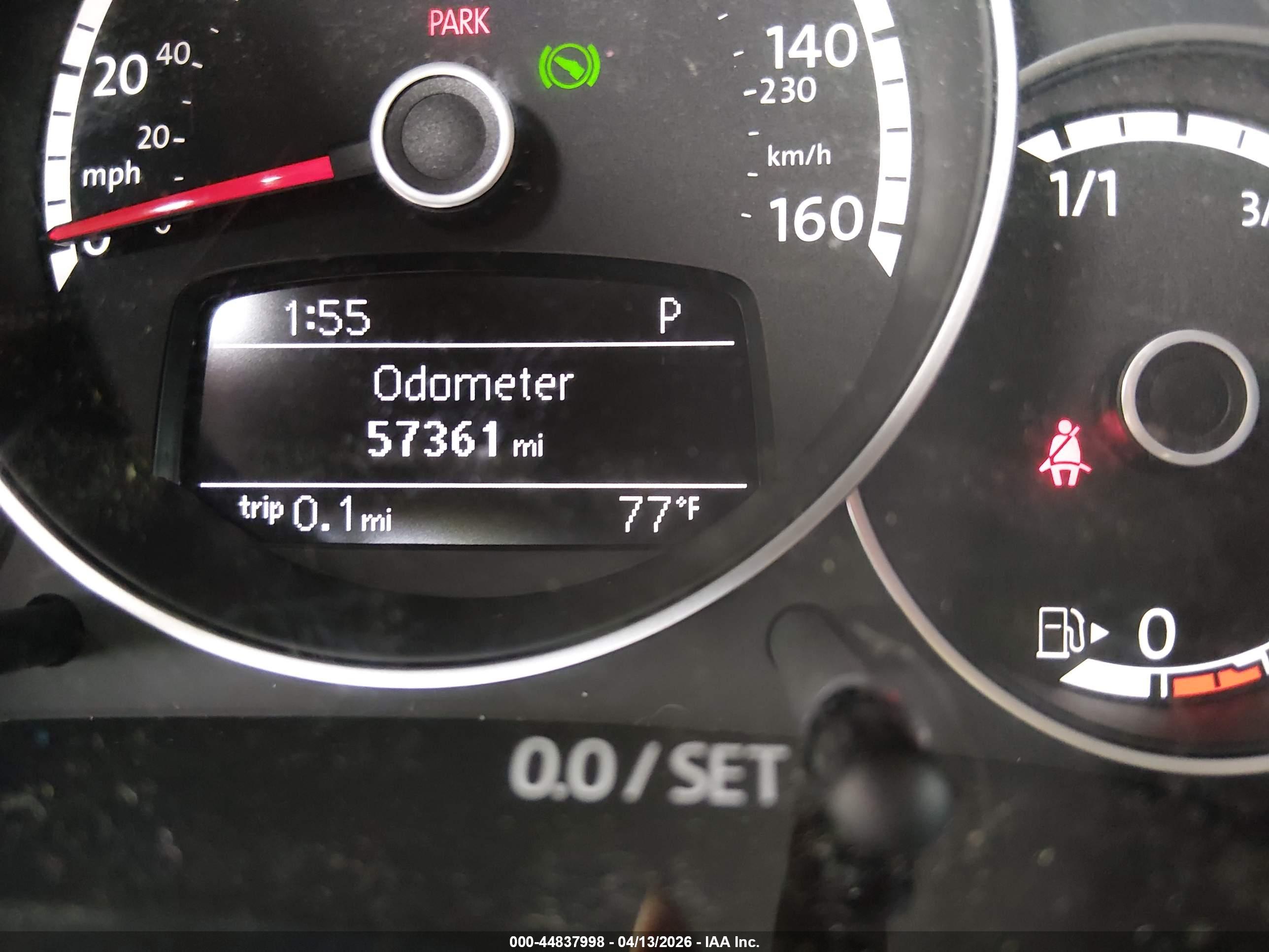 VOLKSWAGEN BEETLE image 7