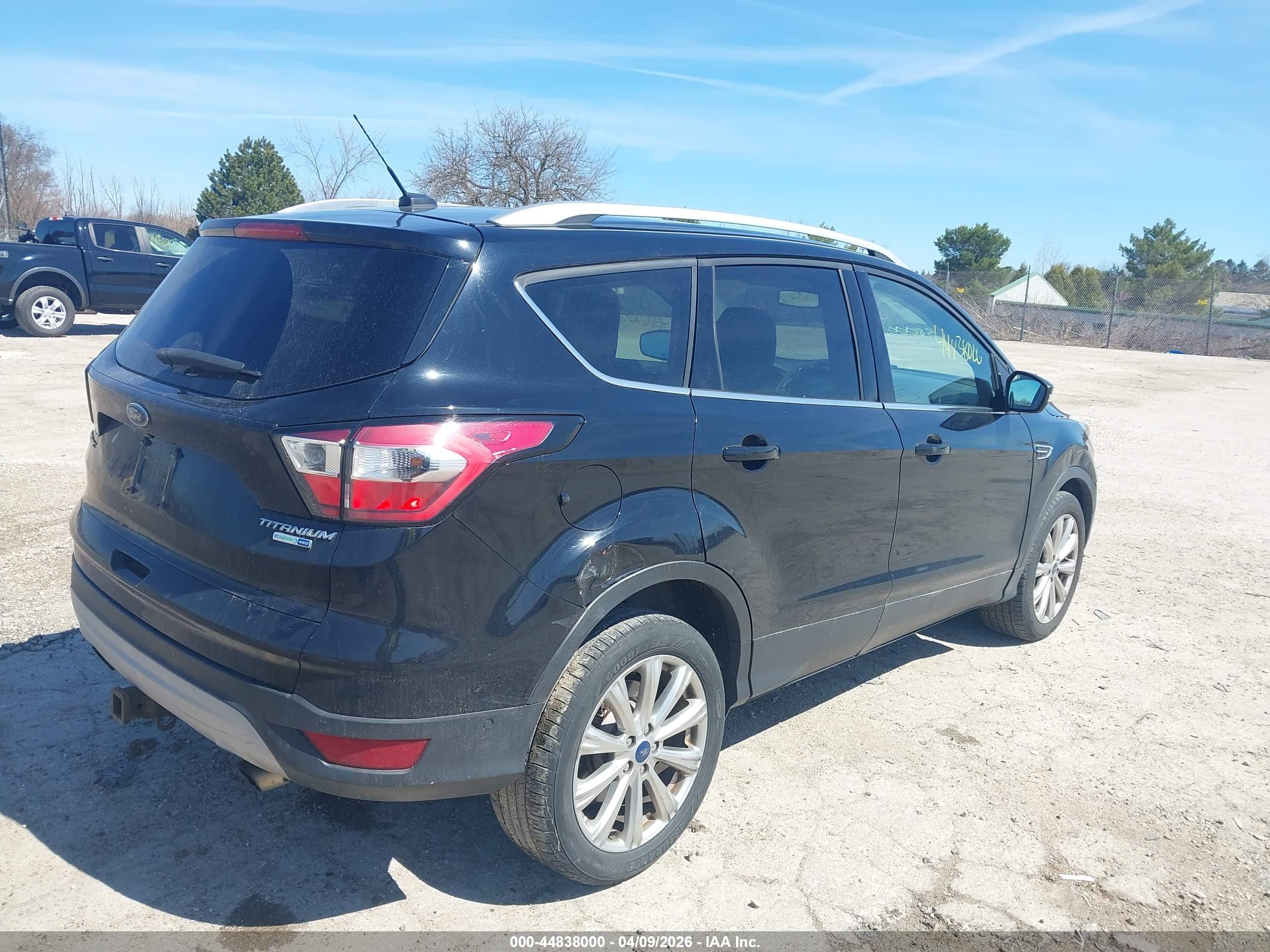 FORD ESCAPE image 4