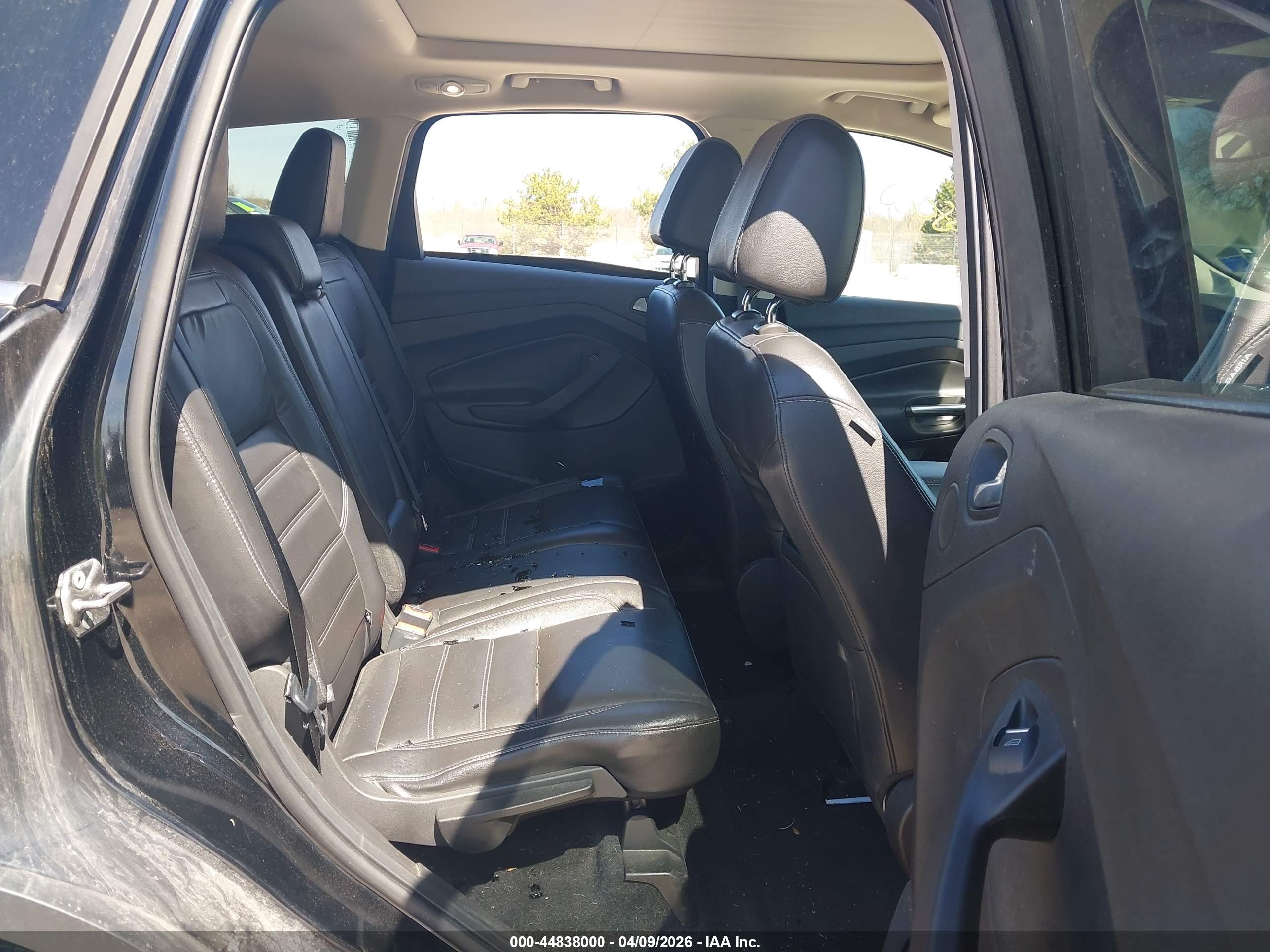 FORD ESCAPE image 8
