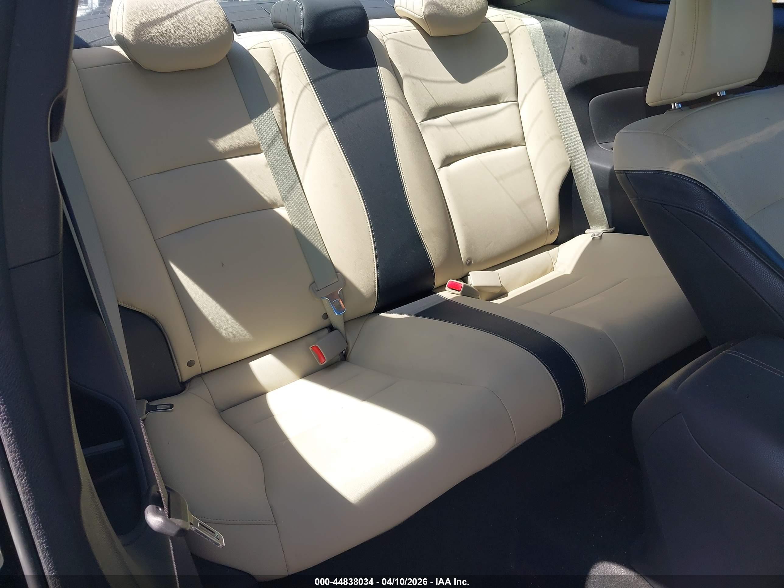 HONDA ACCORD image 8