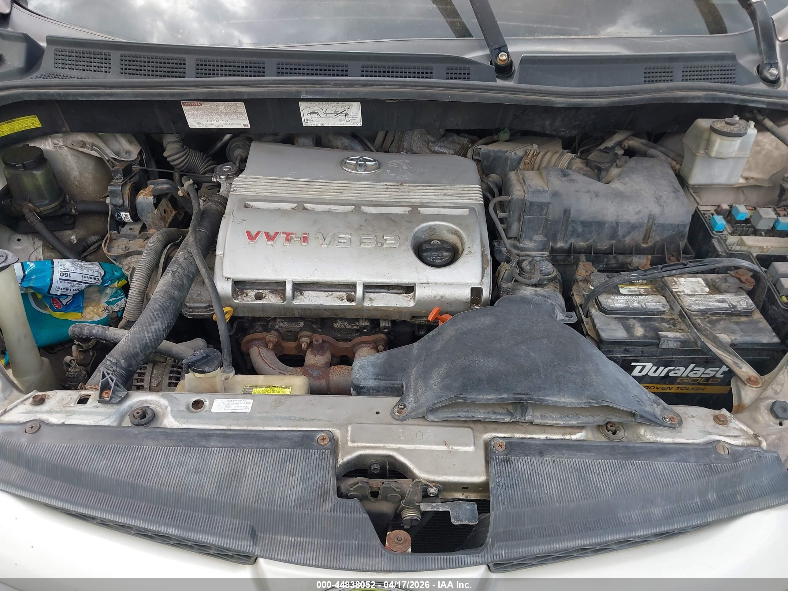 TOYOTA SIENNA image 10