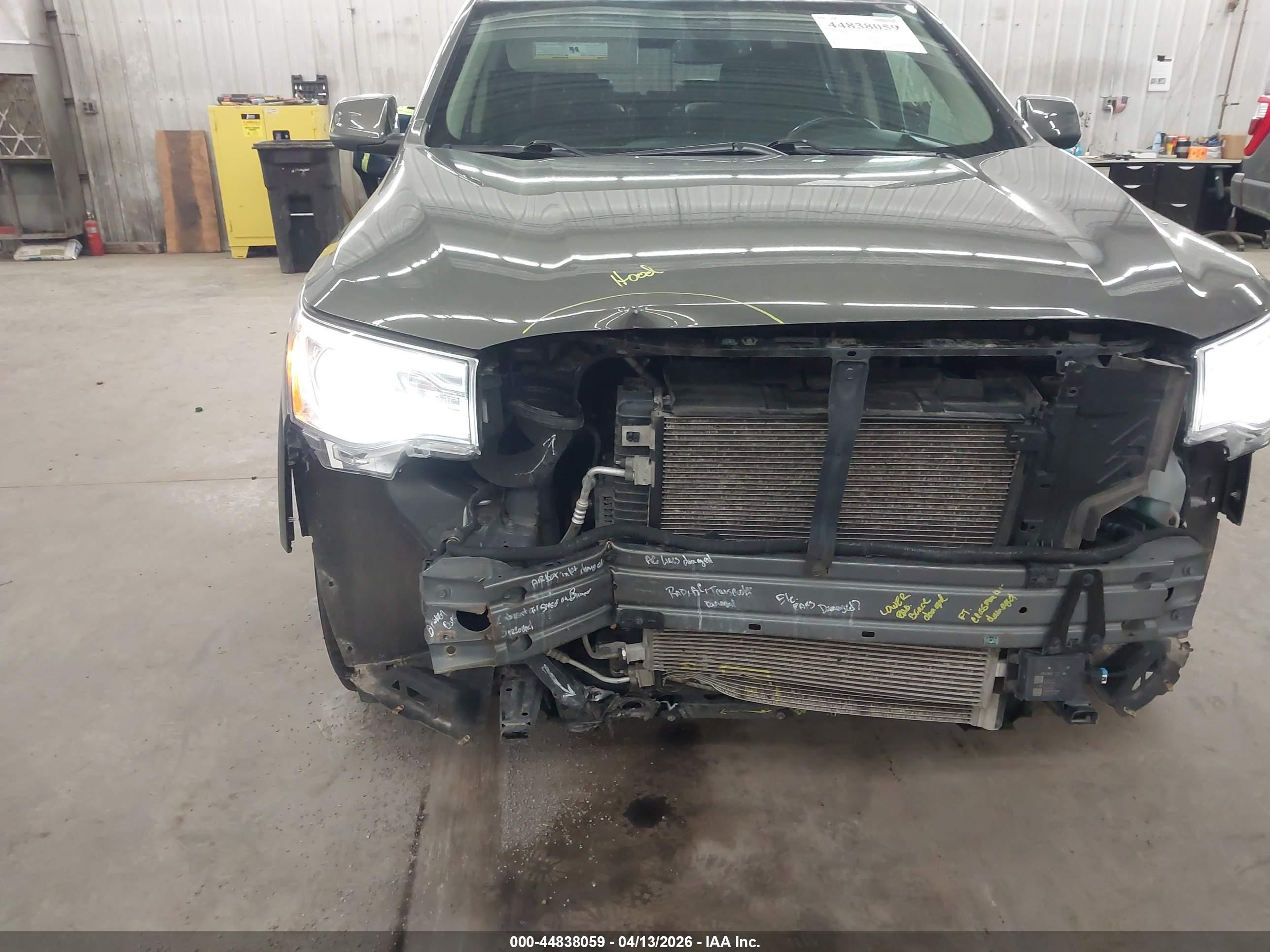 GMC ACADIA image 6