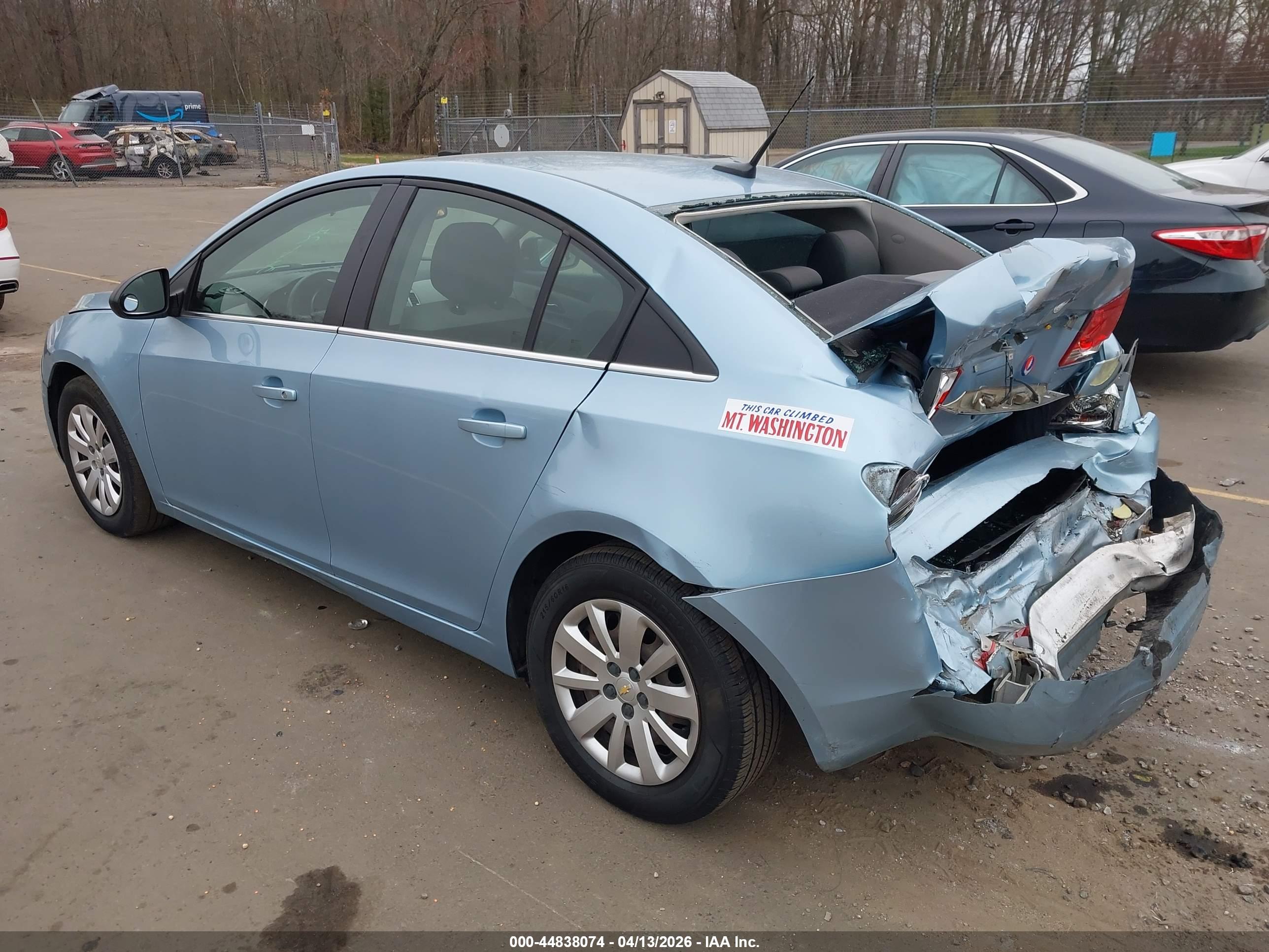 CHEVROLET CRUZE image 3