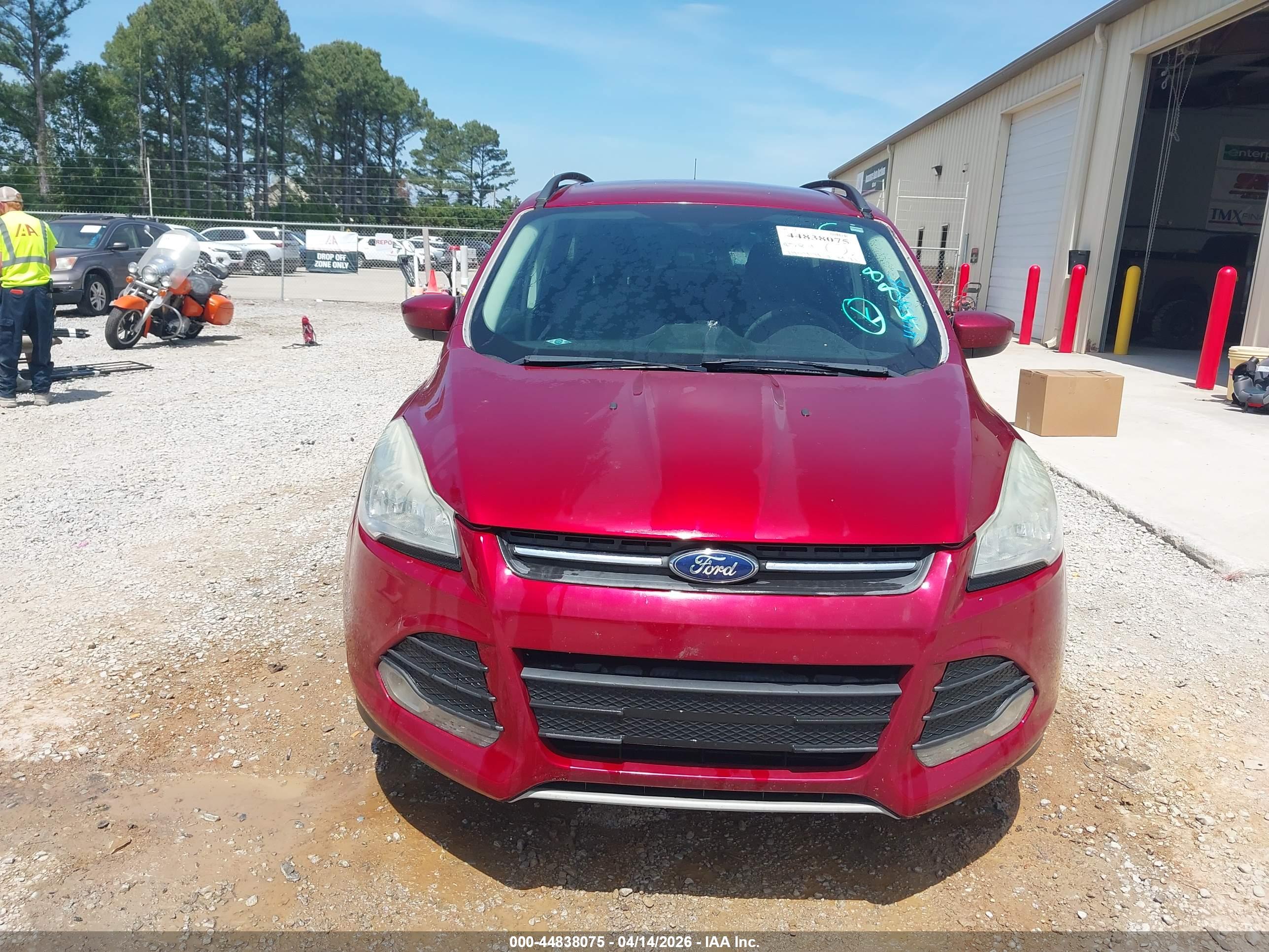 FORD ESCAPE image 6