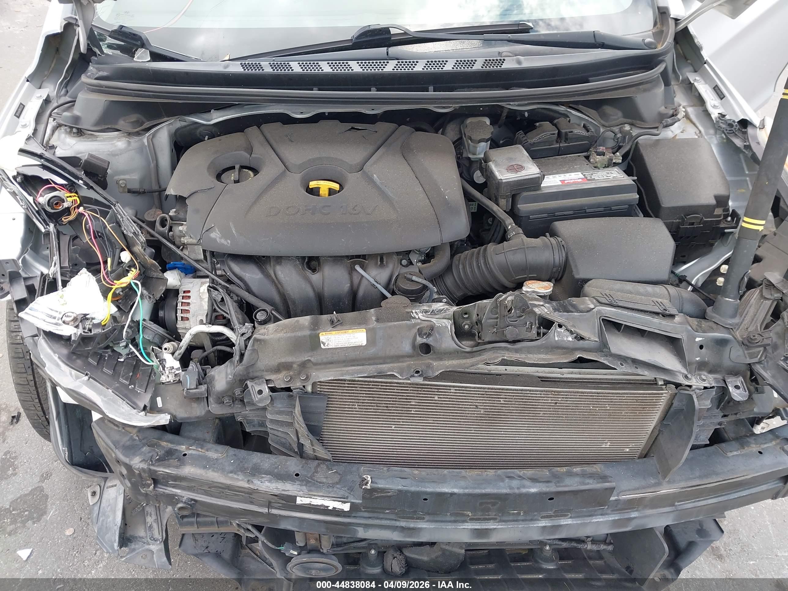 HYUNDAI ELANTRA image 10