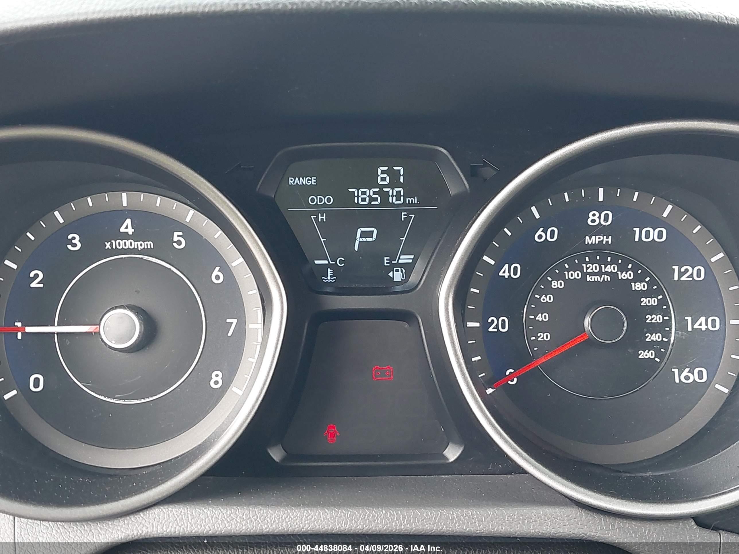 HYUNDAI ELANTRA image 7
