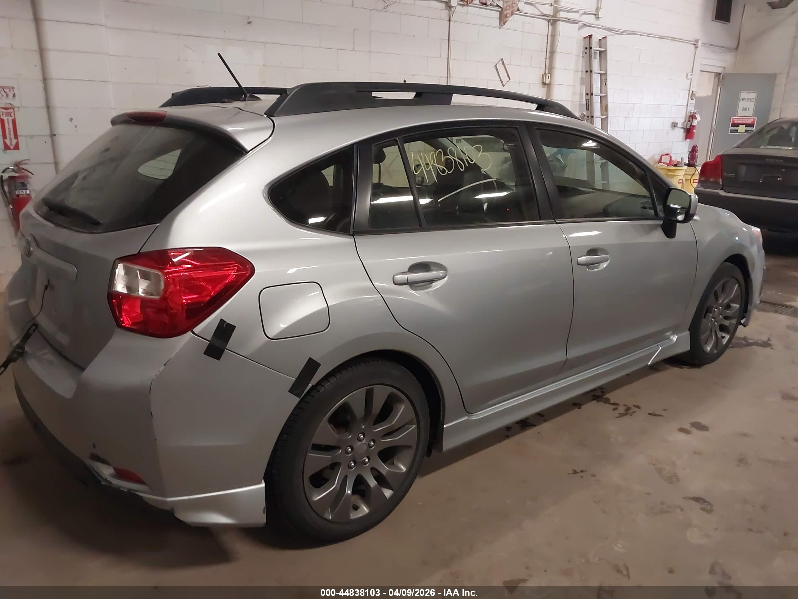 SUBARU IMPREZA image 4