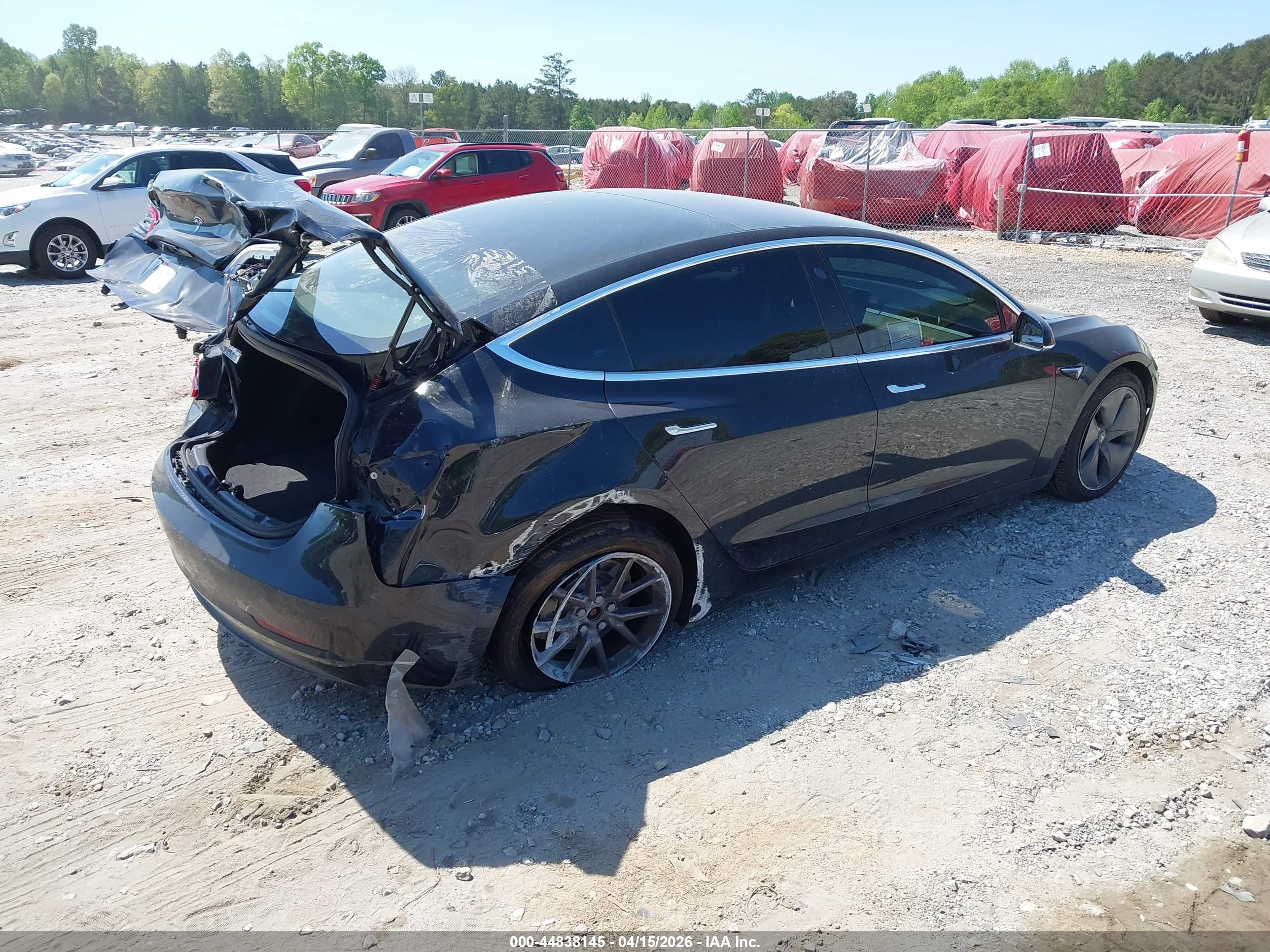 TESLA MODEL image 4