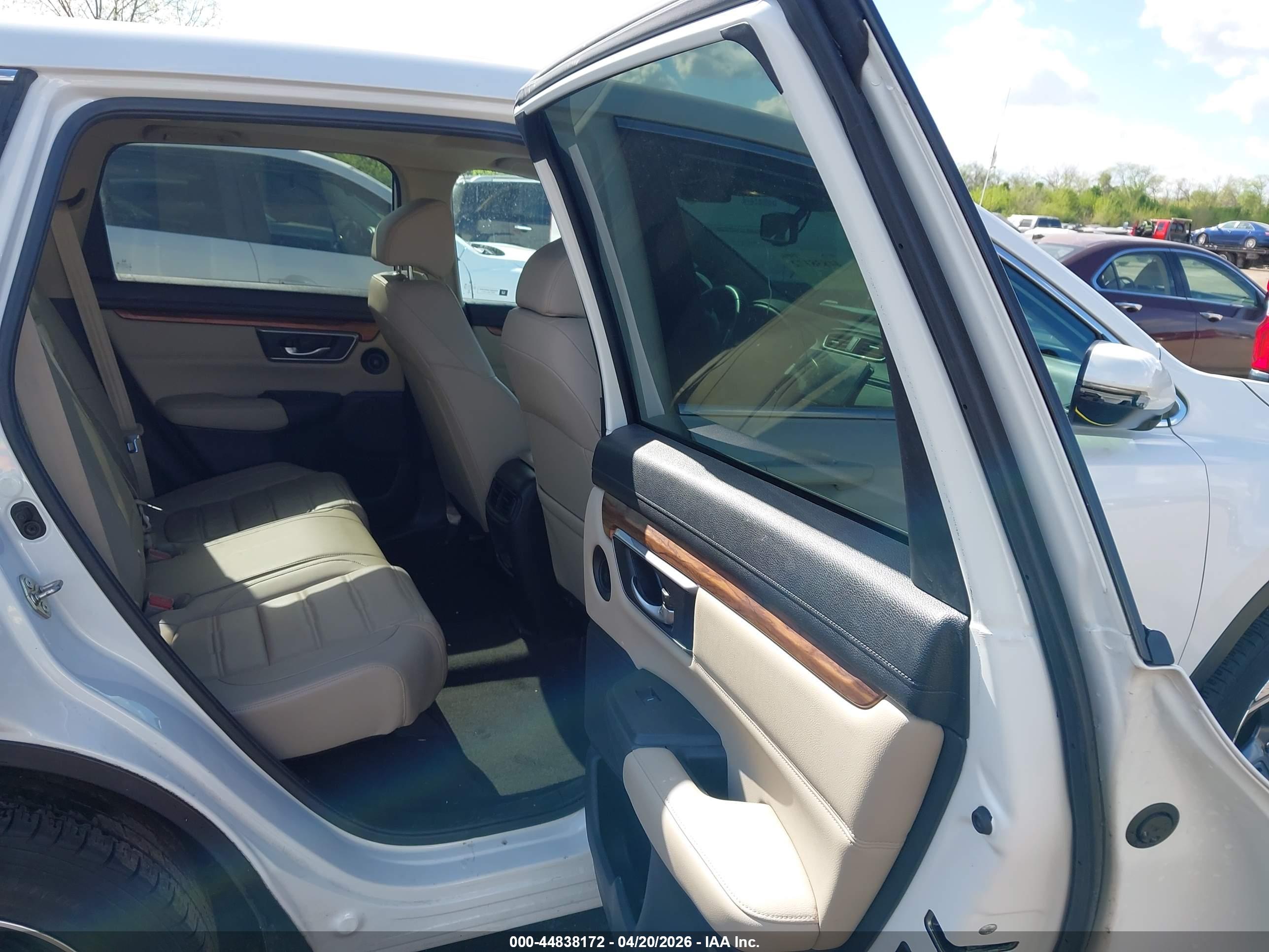 HONDA CR-V image 8