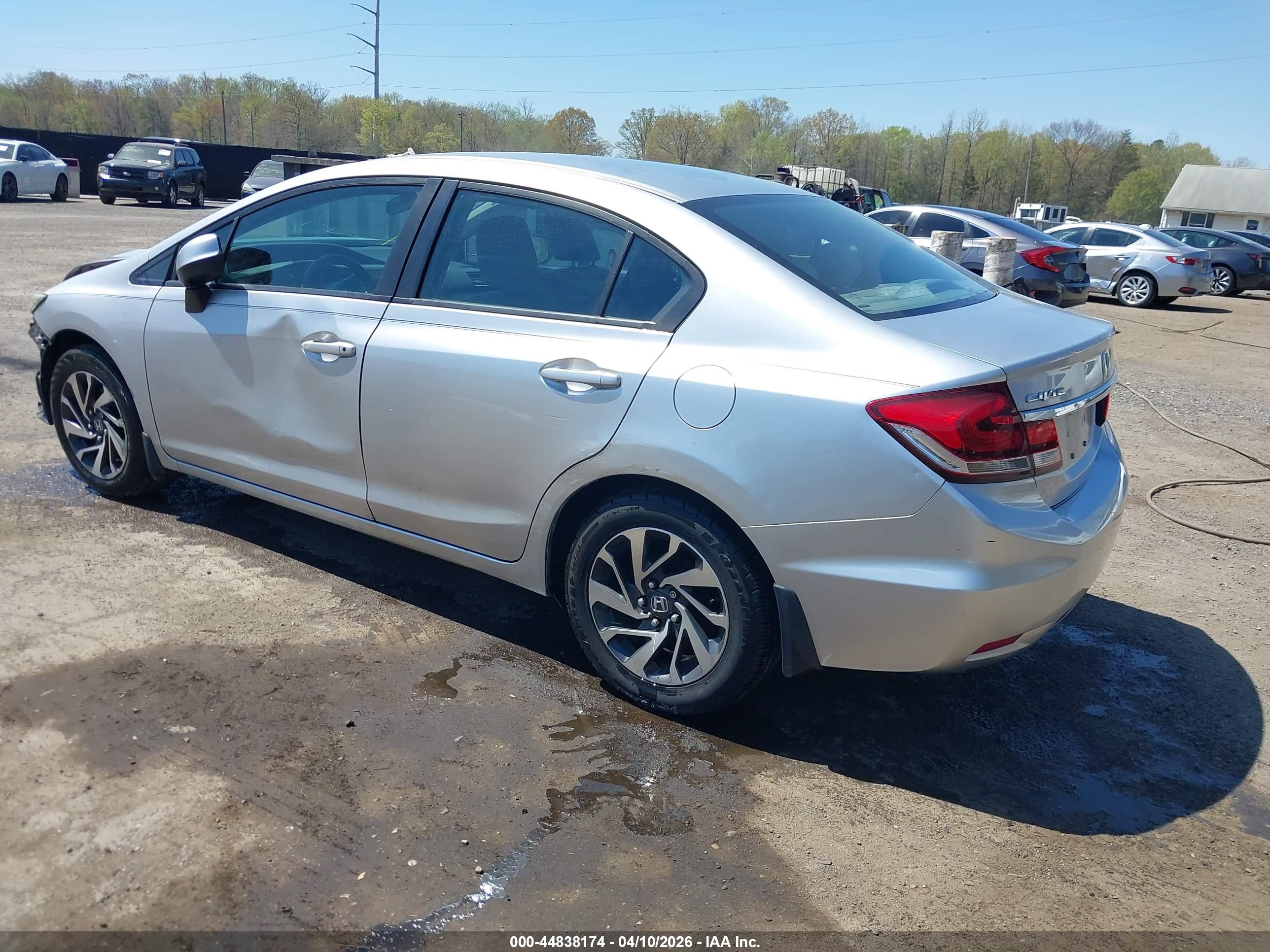 HONDA CIVIC image 3