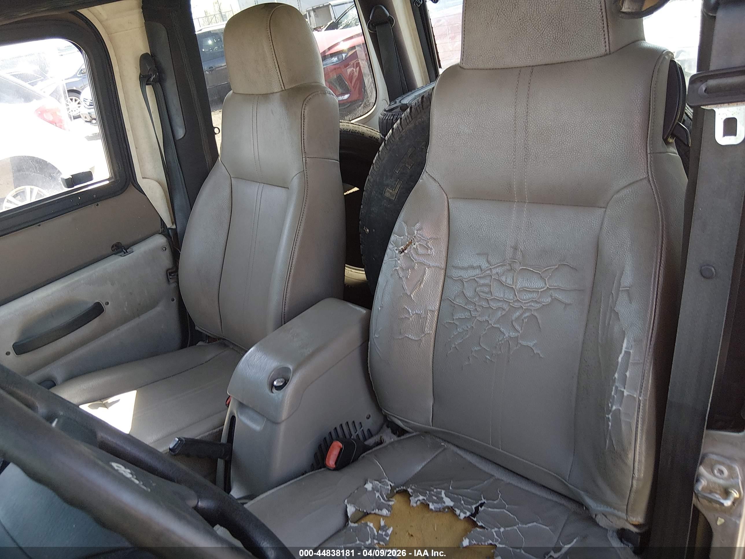 JEEP WRANGLER image 8