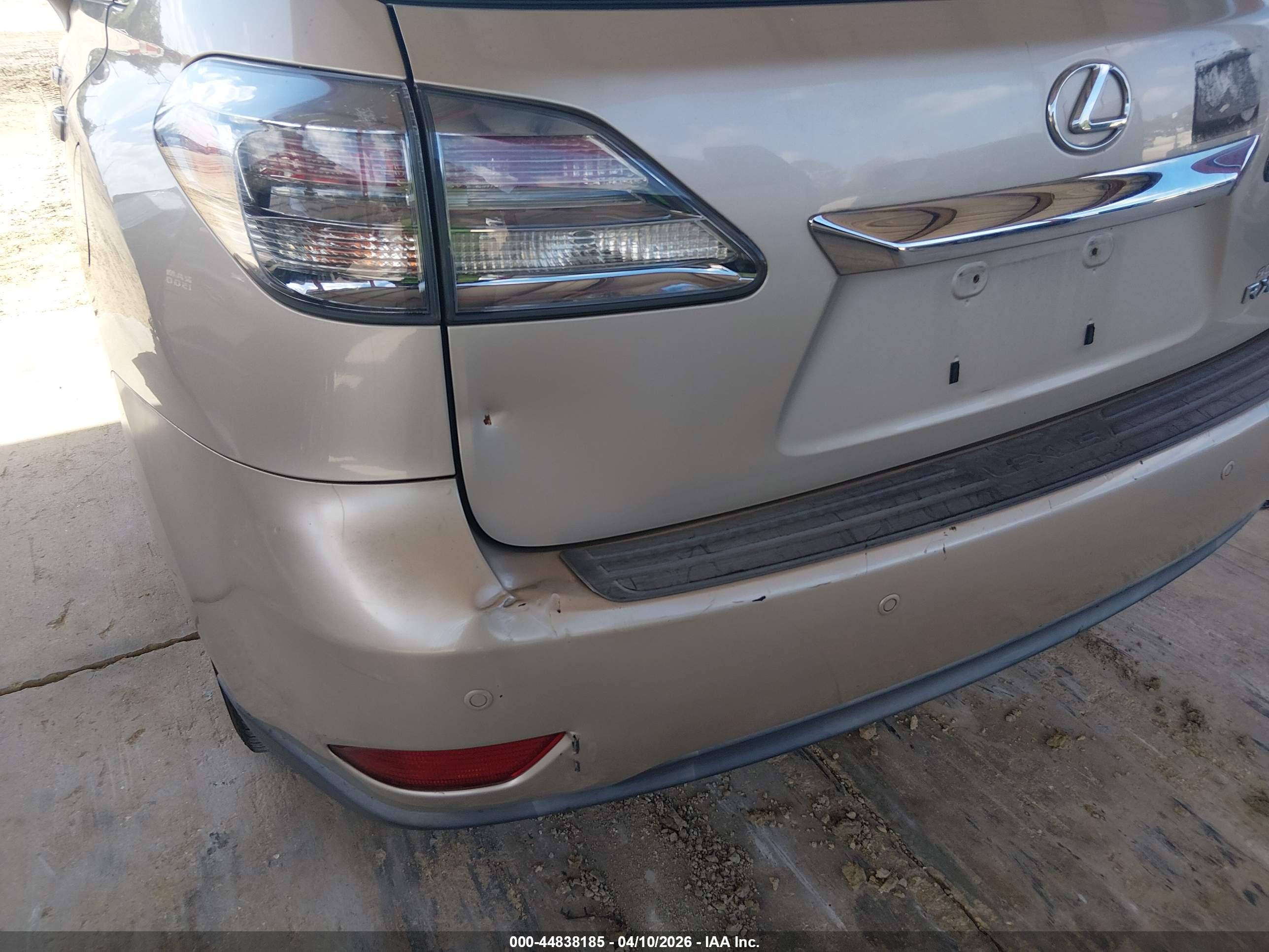 LEXUS RX image 6
