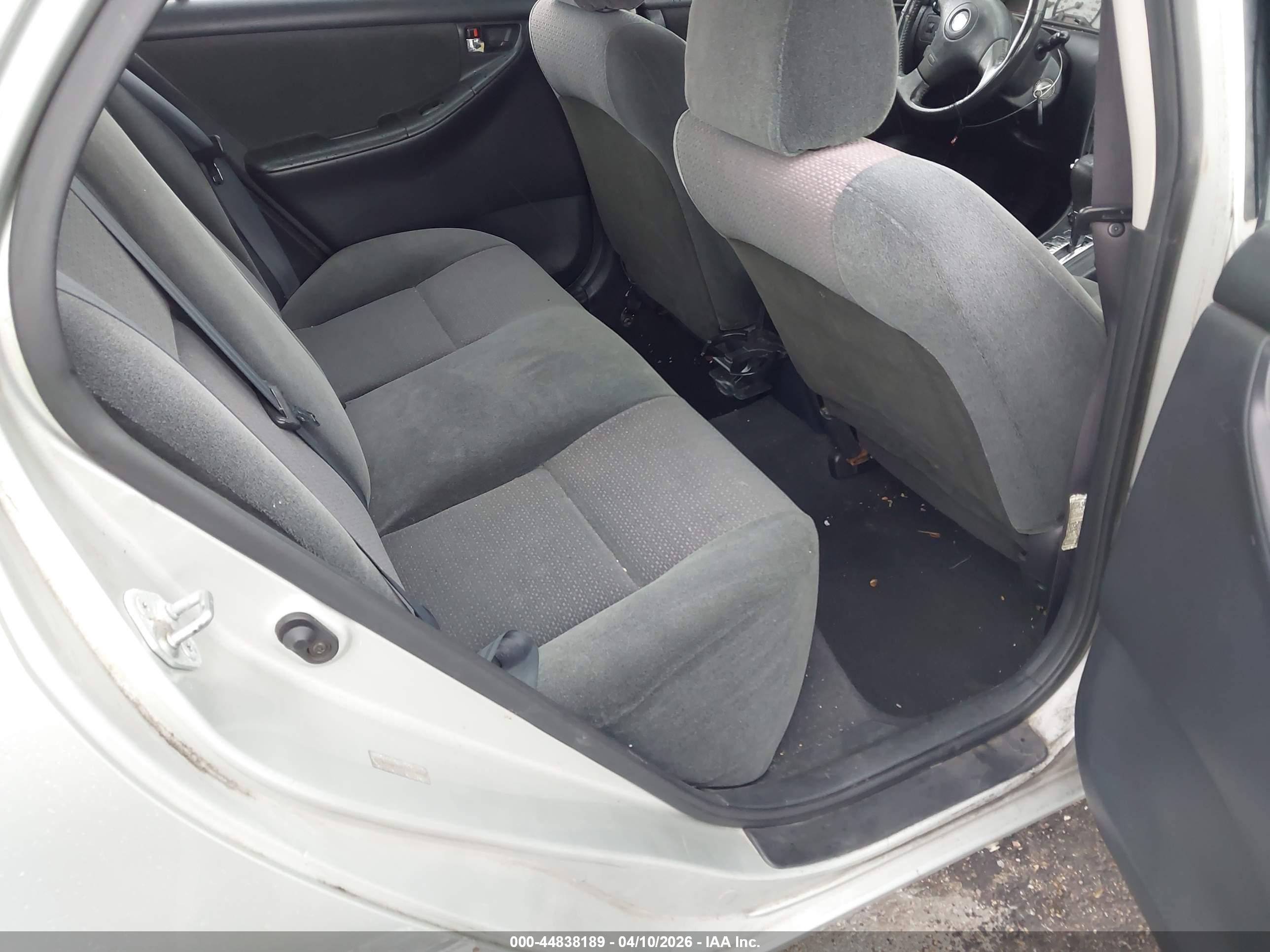 TOYOTA COROLLA image 8