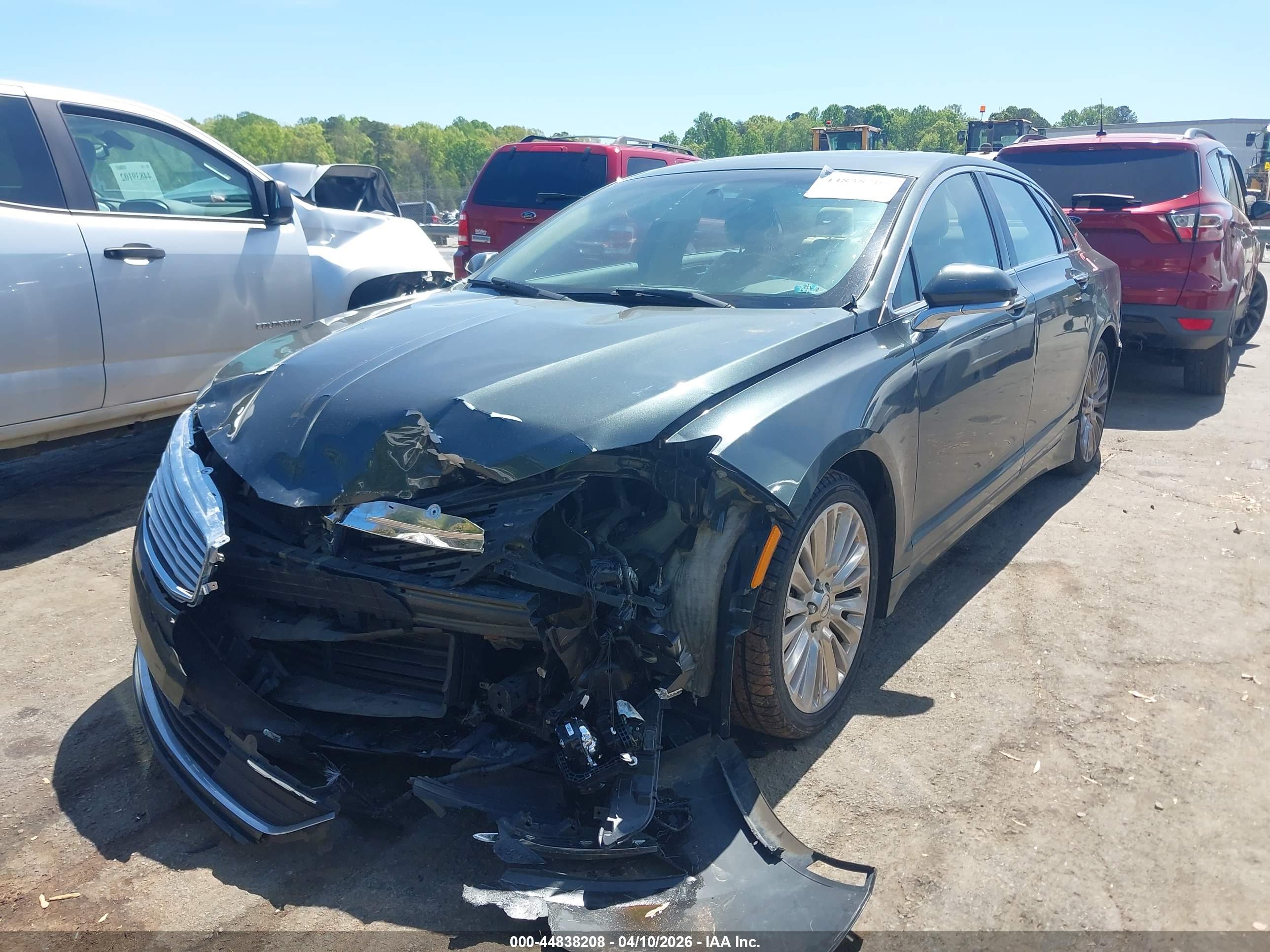 LINCOLN MKZ image 2