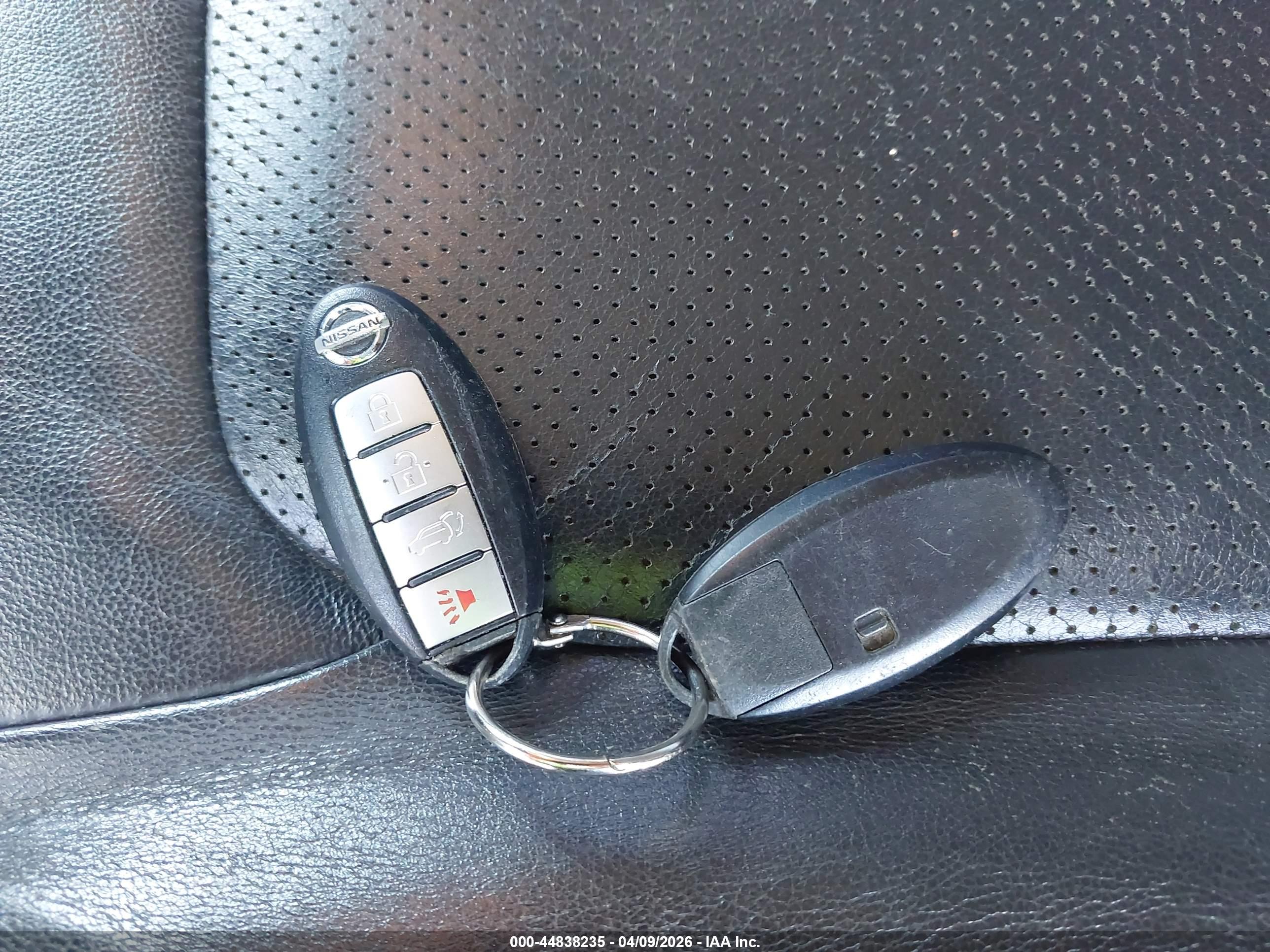 NISSAN MURANO image 11