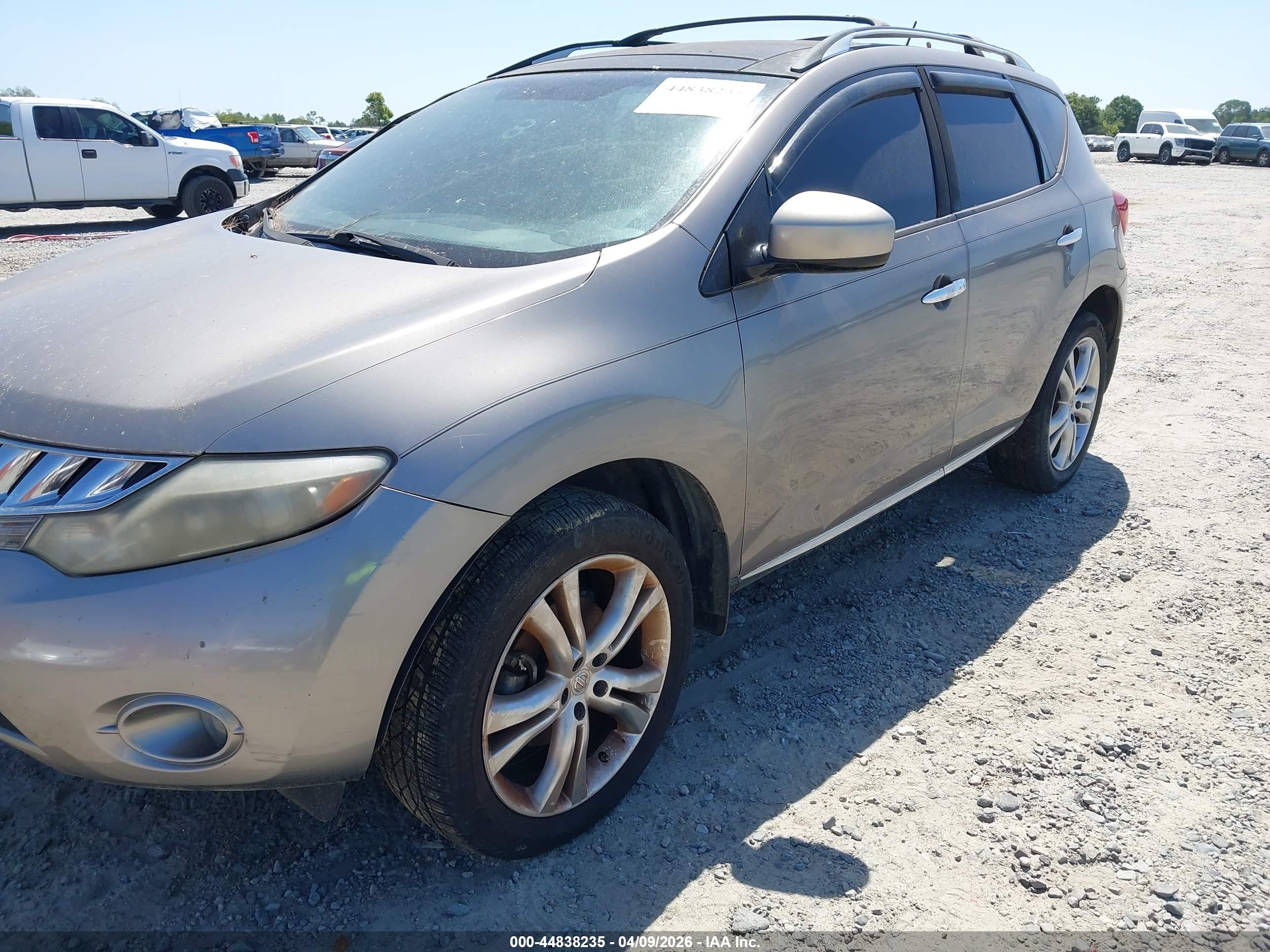 NISSAN MURANO image 6
