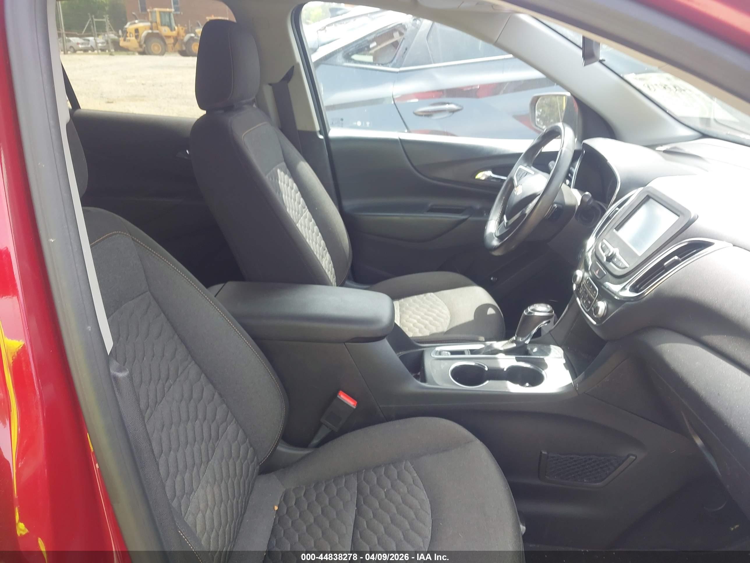 CHEVROLET EQUINOX image 5