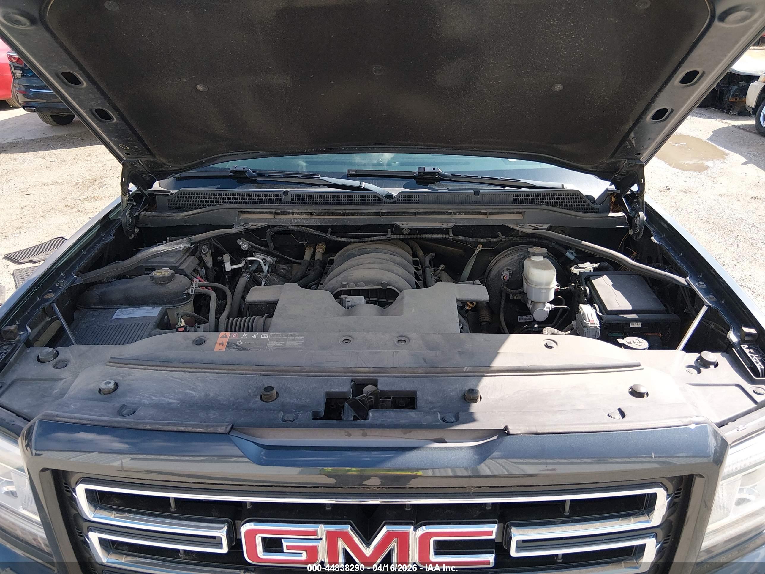 GMC SIERRA image 10