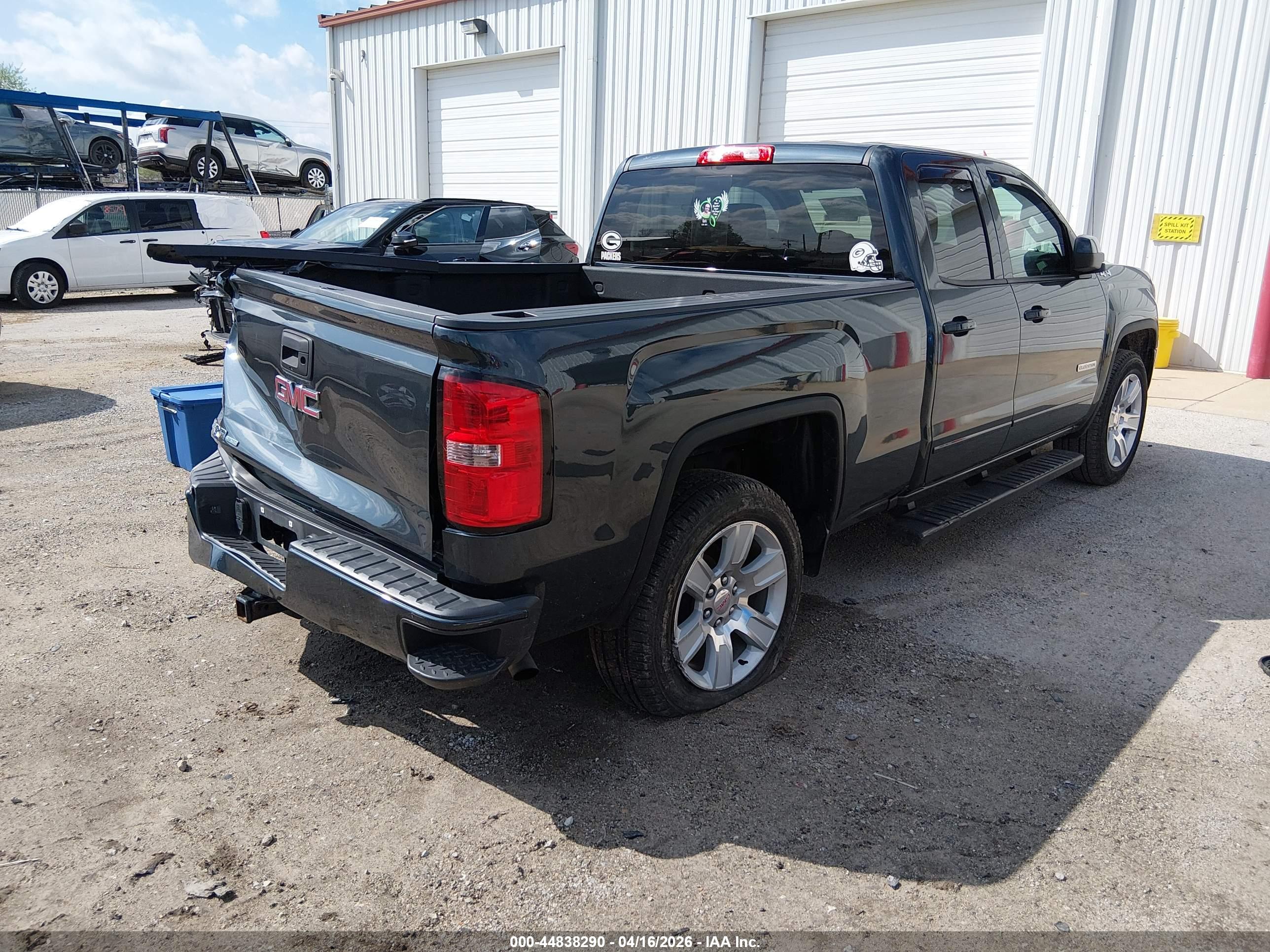 GMC SIERRA image 4