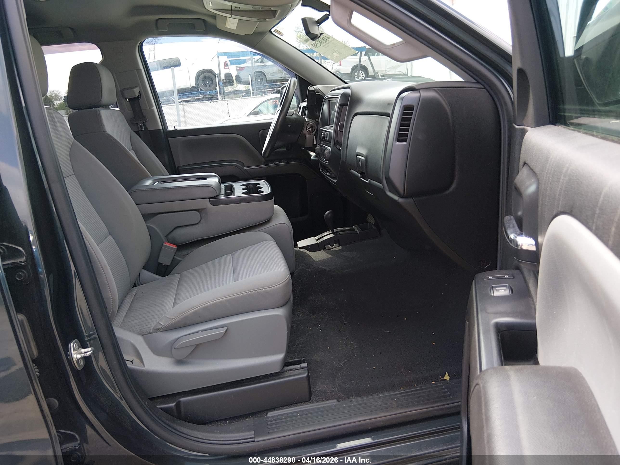 GMC SIERRA image 5