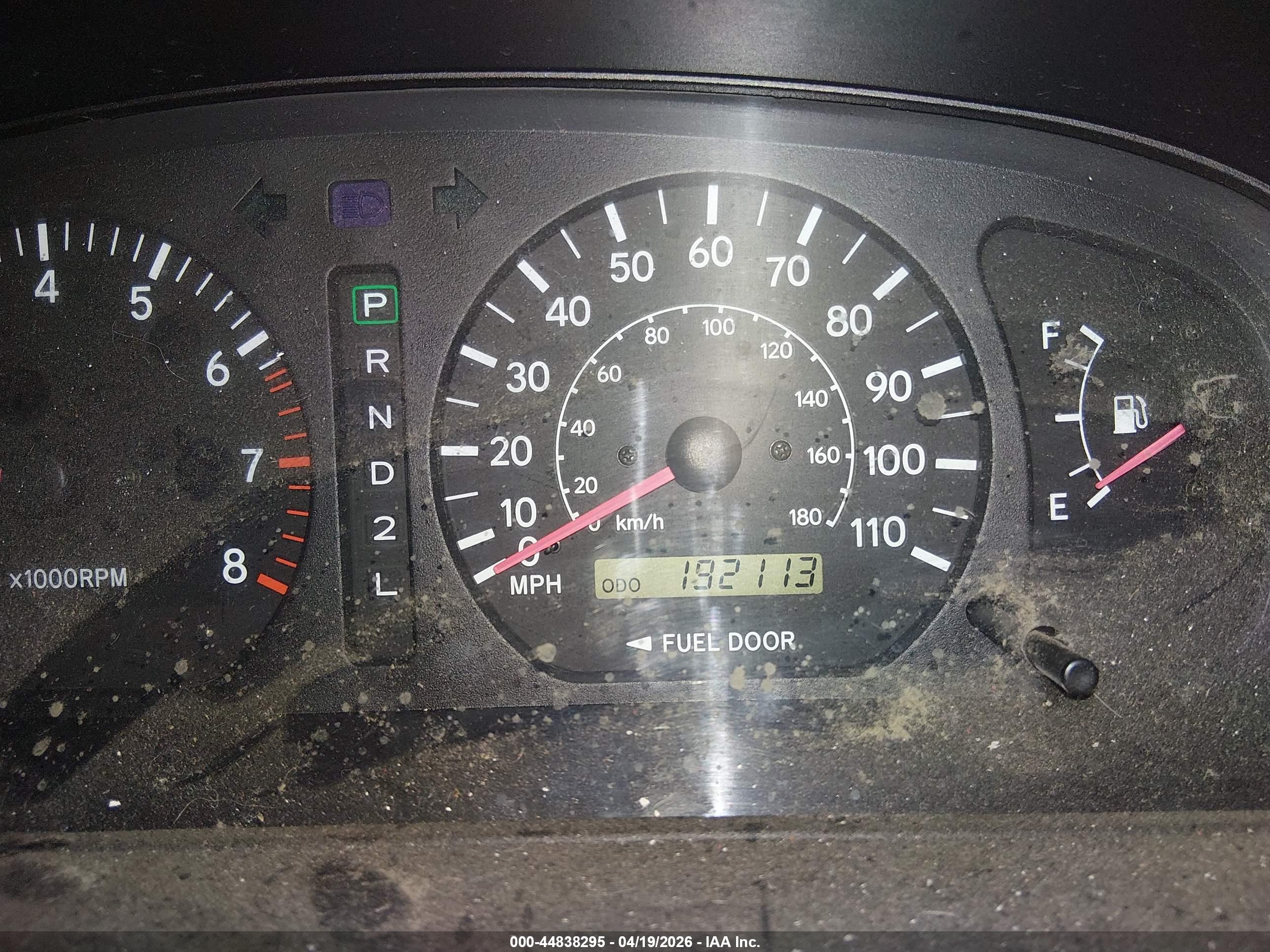 TOYOTA SIENNA image 7