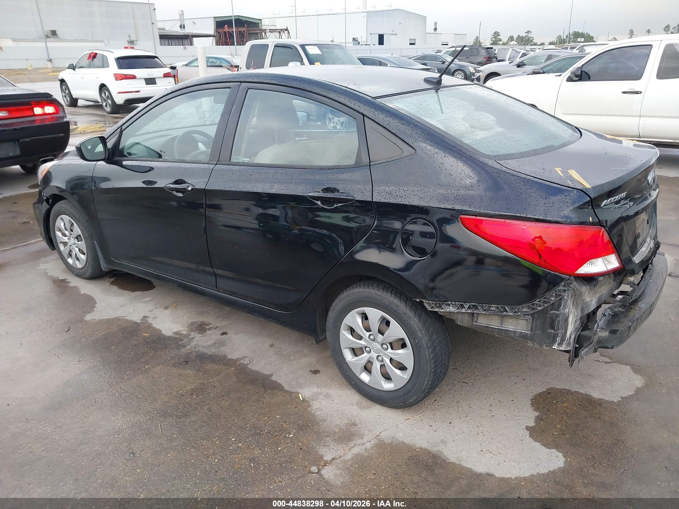 HYUNDAI ACCENT image 3