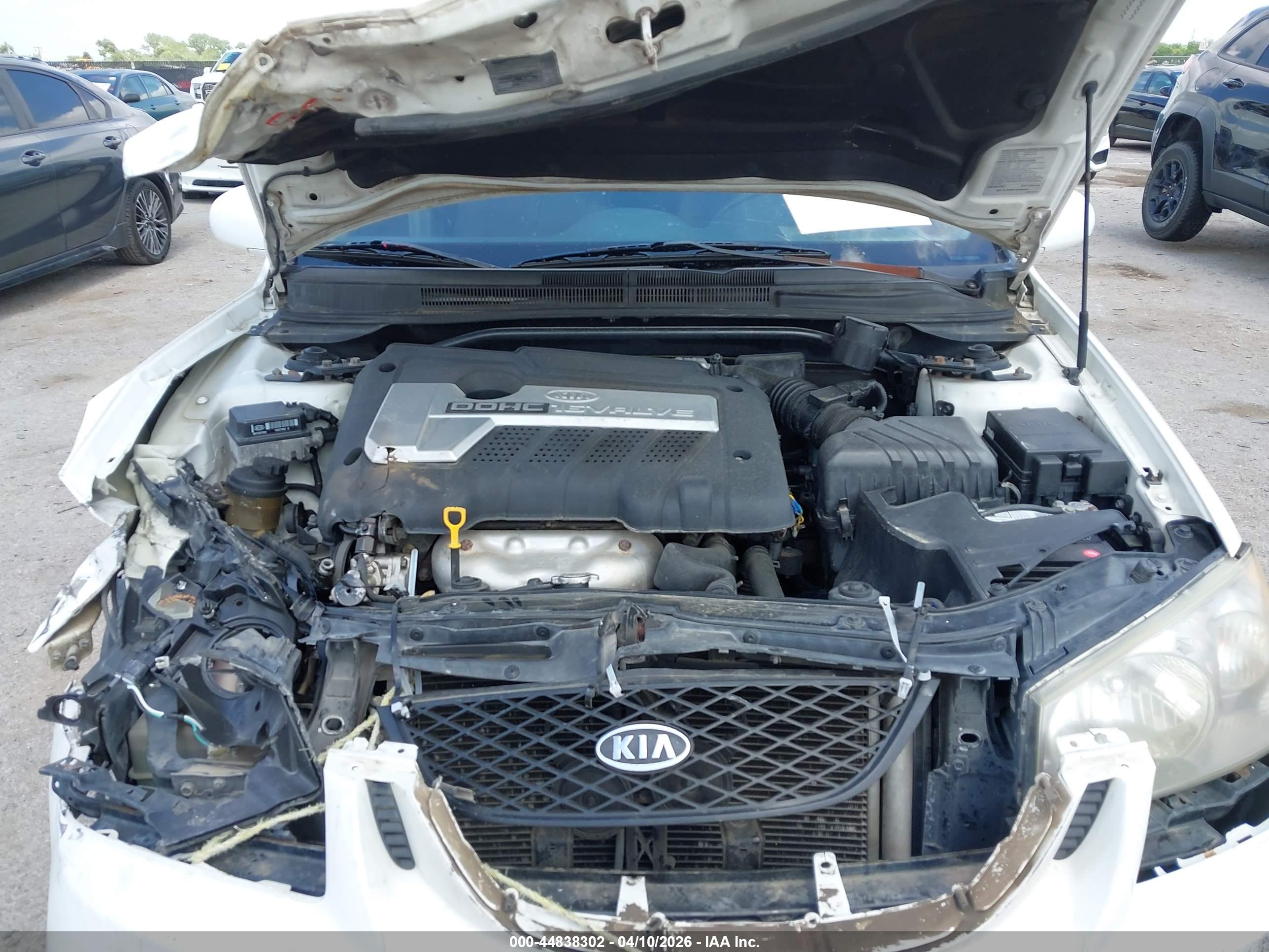 KIA SPECTRA5 image 10