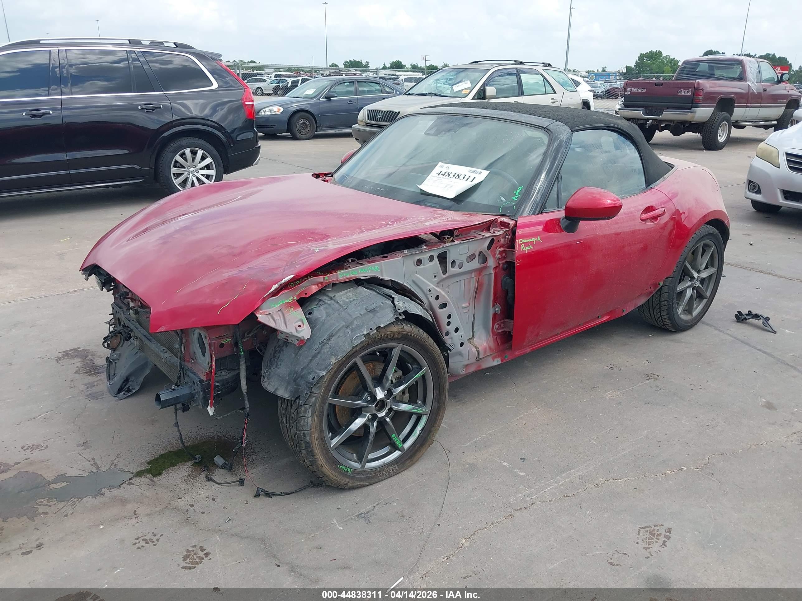 MAZDA MX-5 image 2