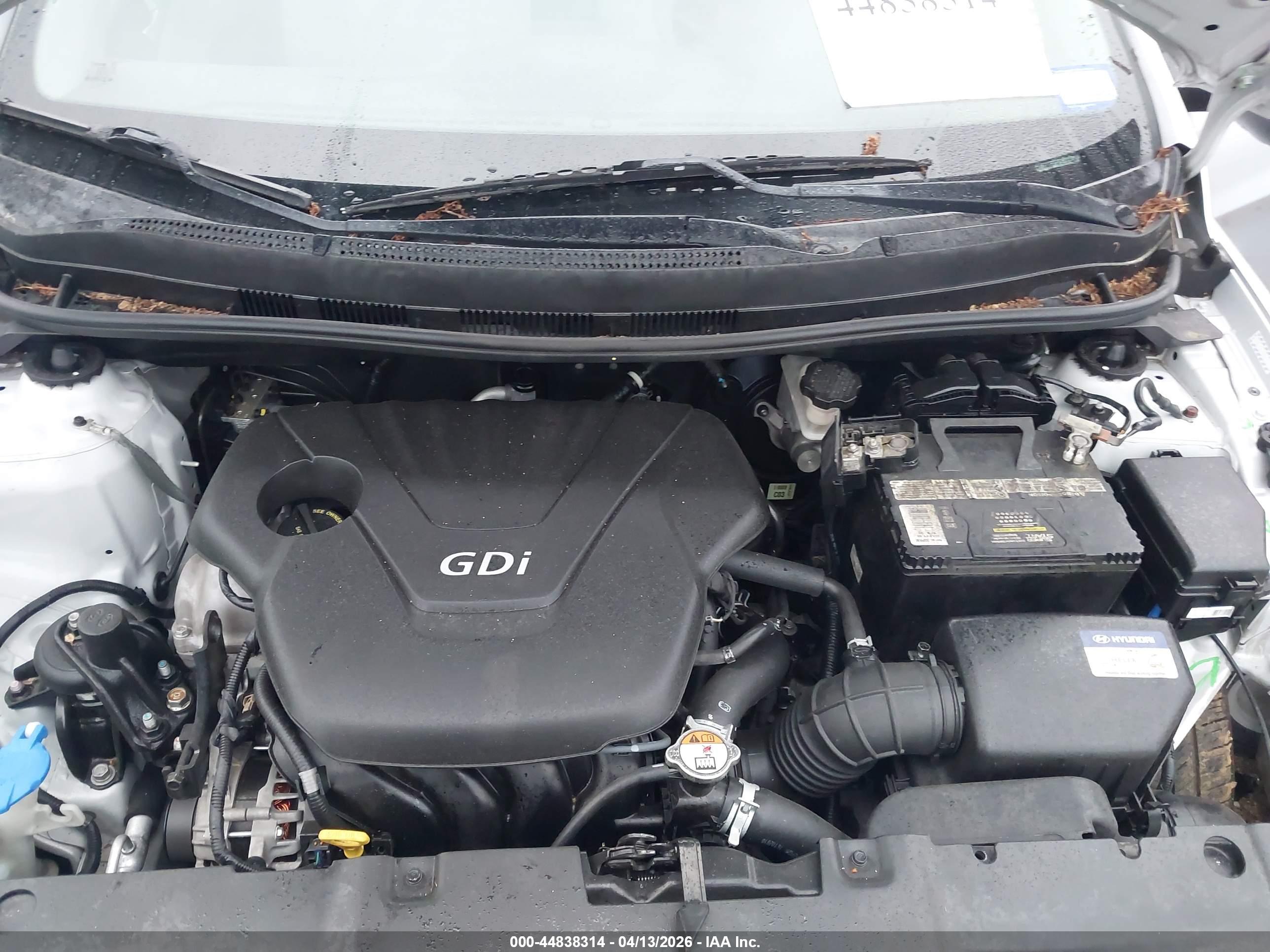 HYUNDAI ACCENT image 10