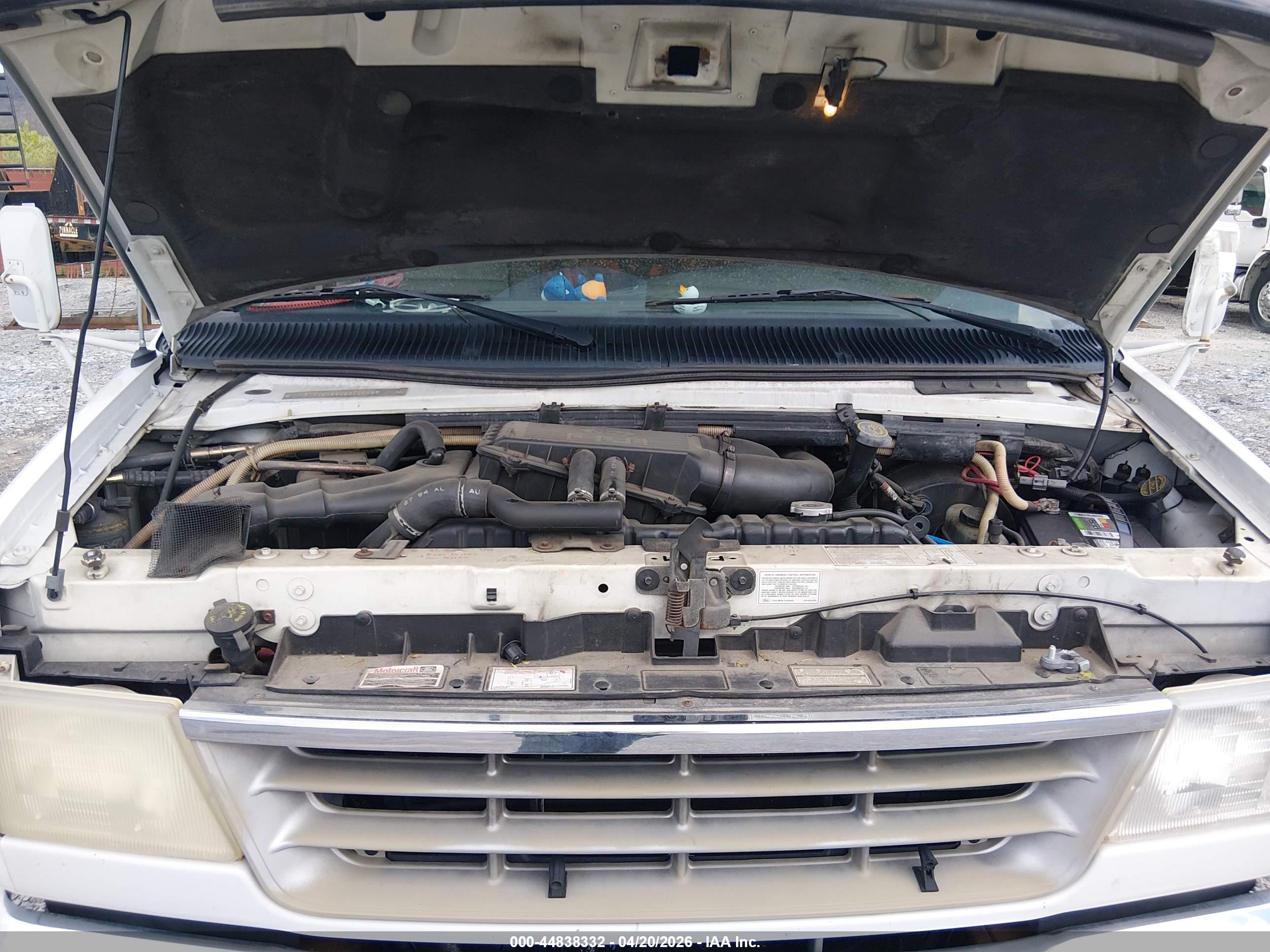 FORD ECONOLINE image 10