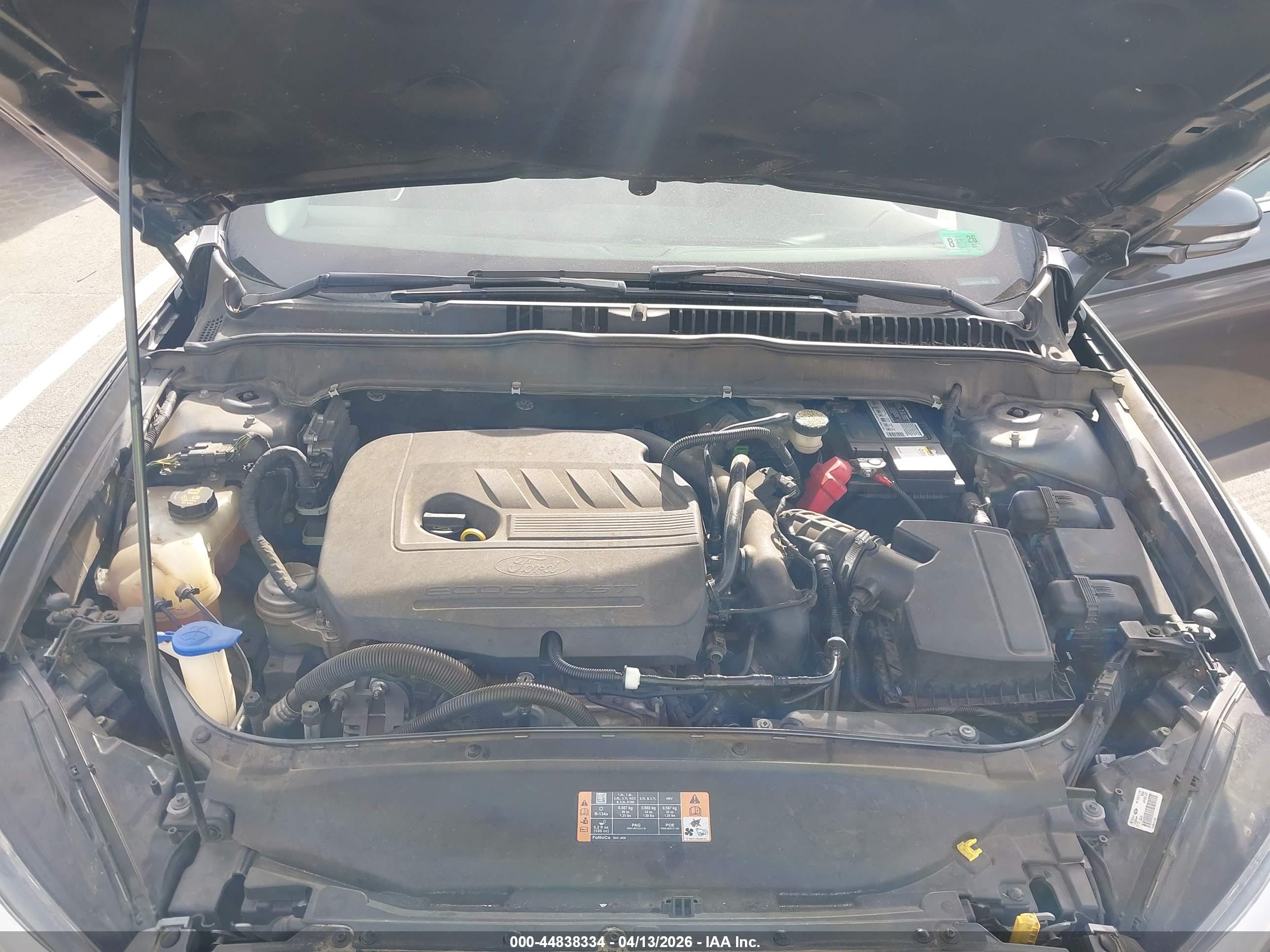 FORD FUSION image 10