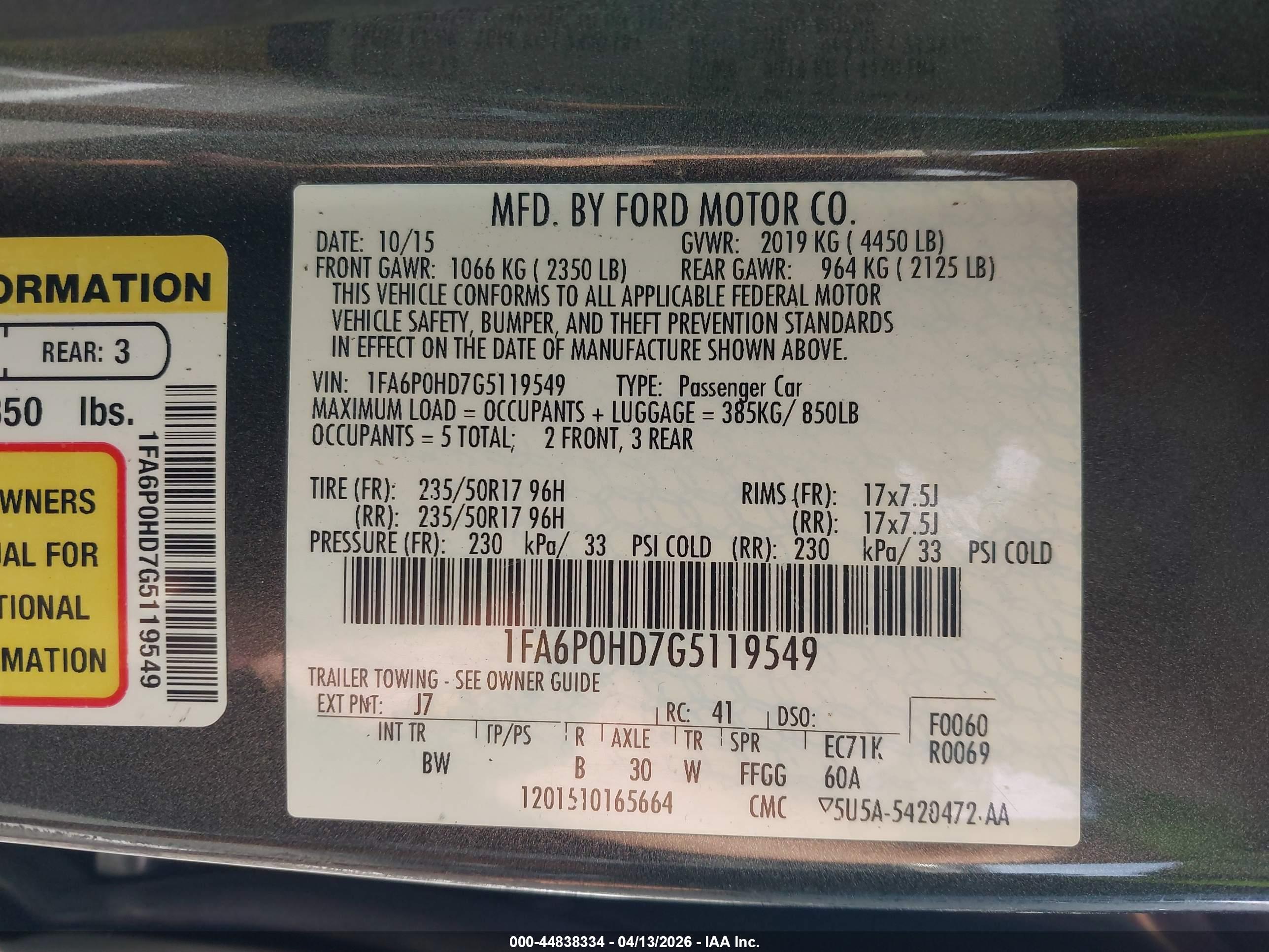 FORD FUSION image 9