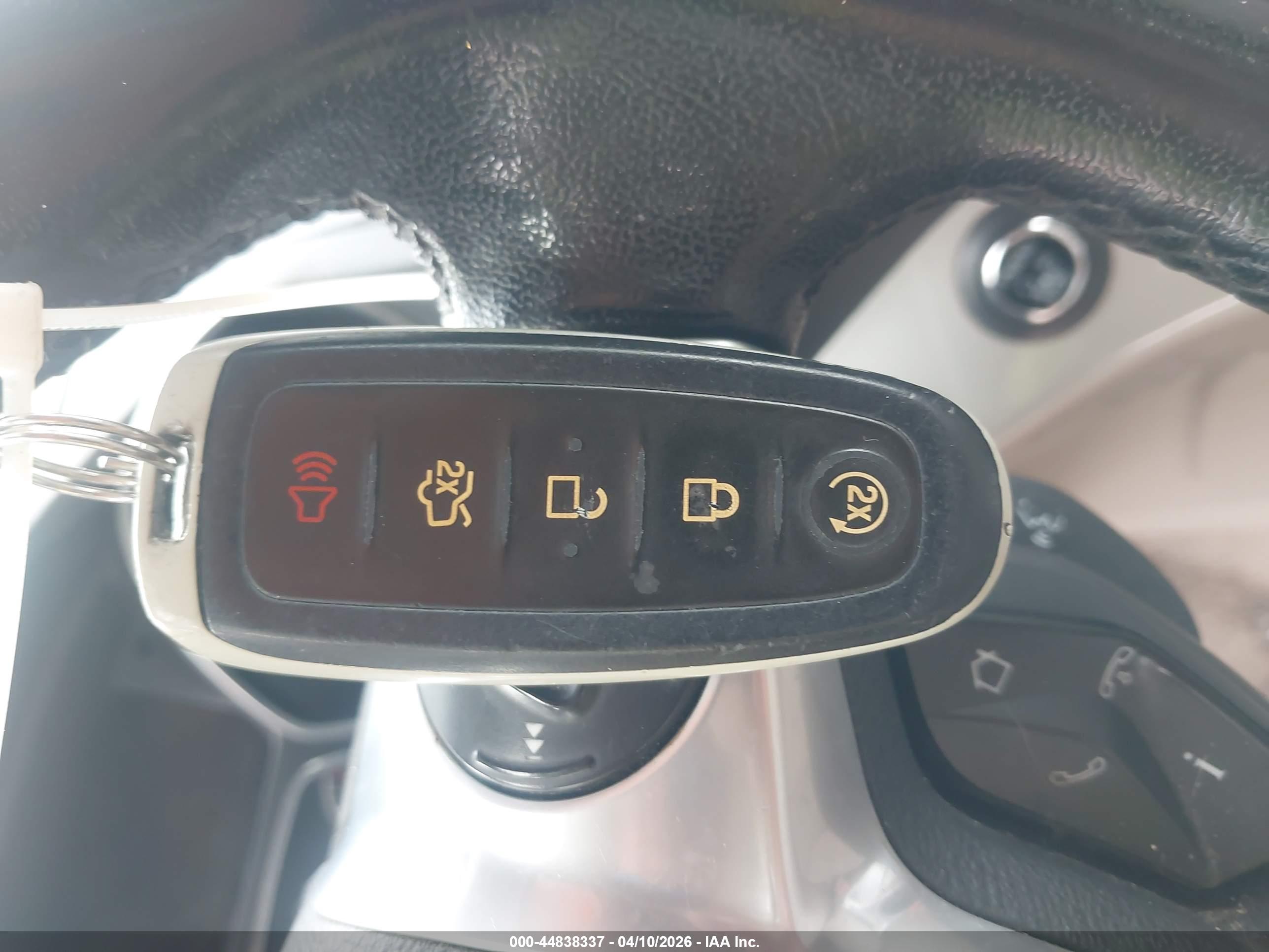 FORD ESCAPE image 11