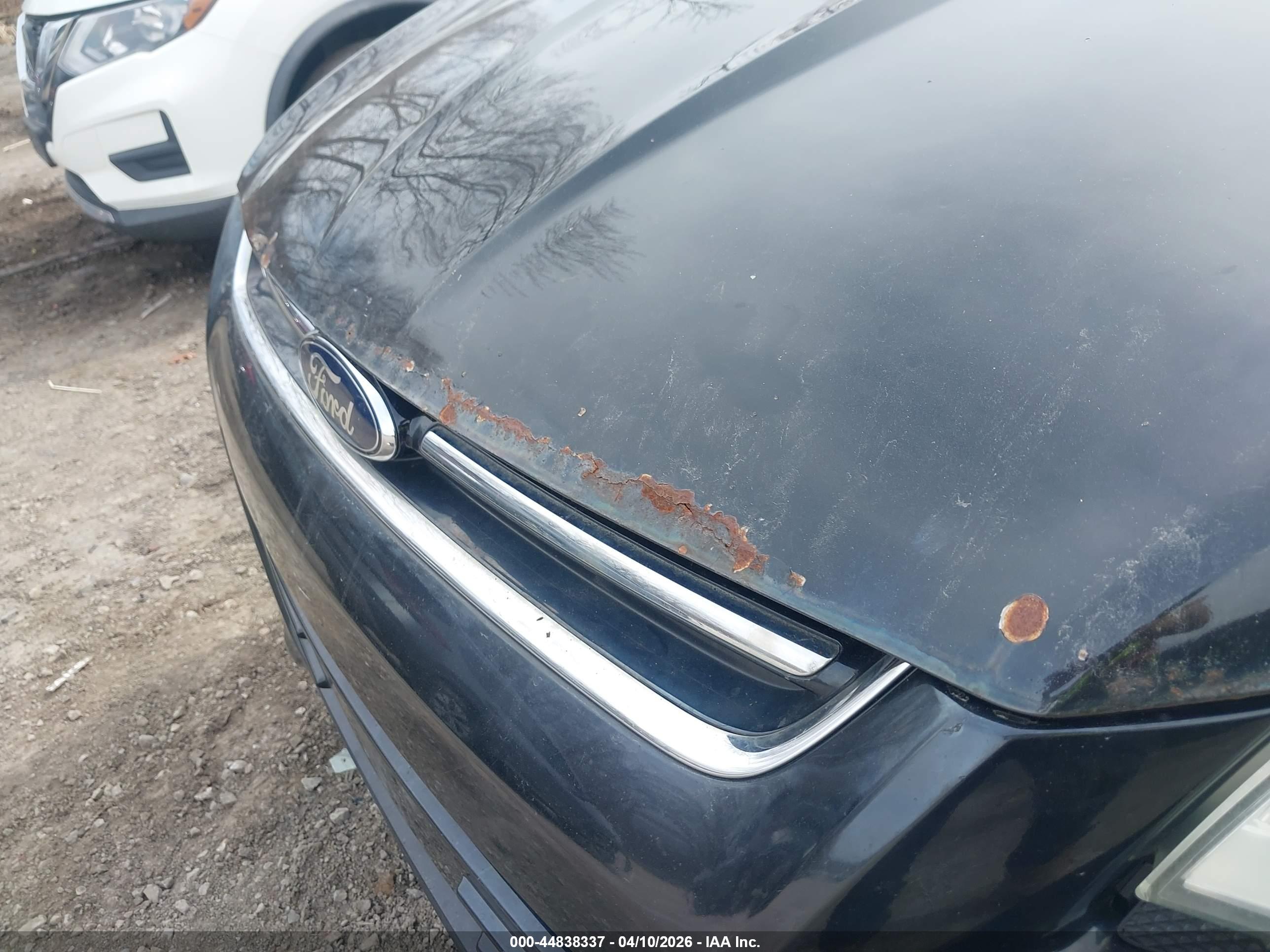 FORD ESCAPE image 6
