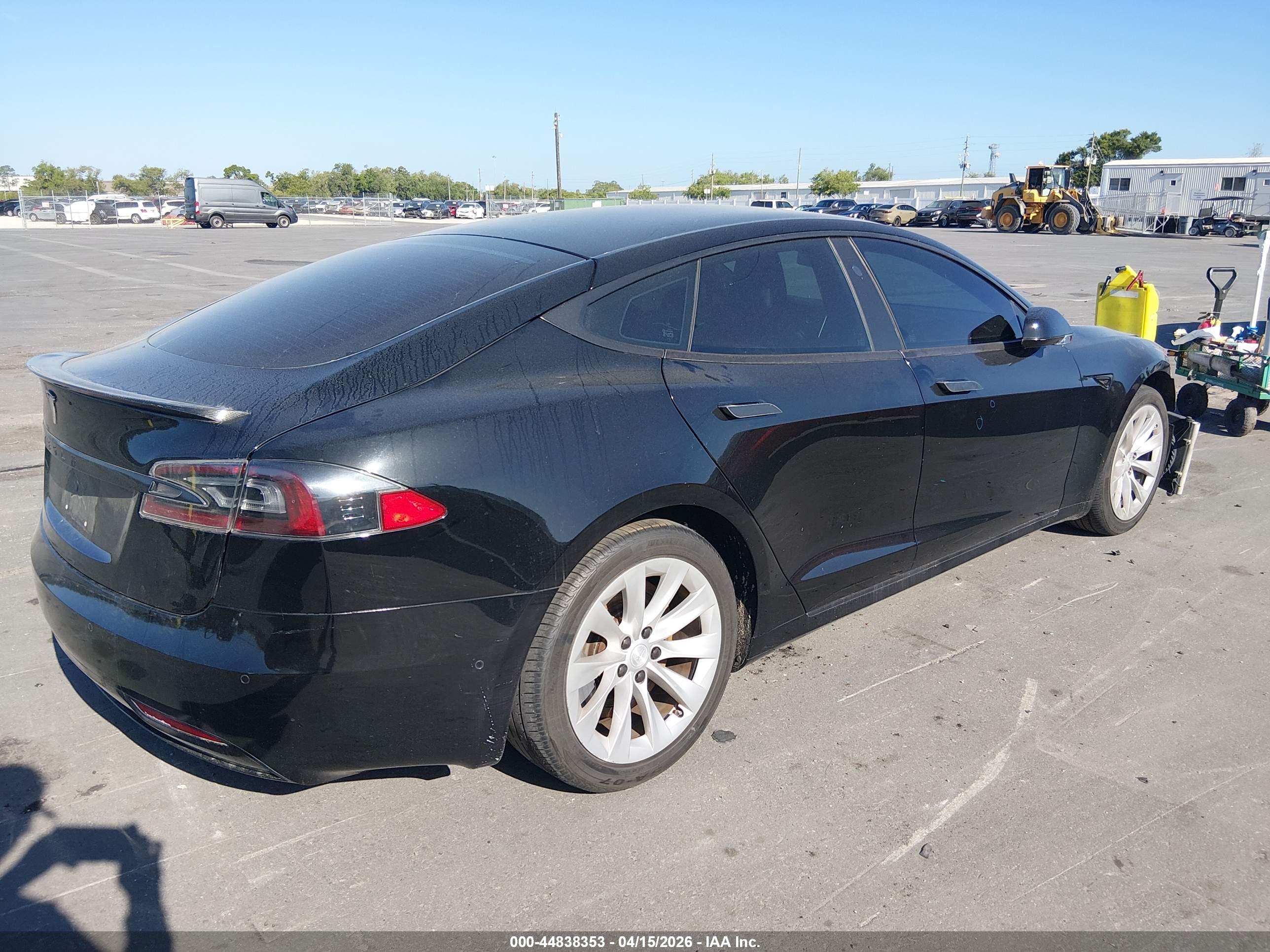 TESLA MODEL image 4