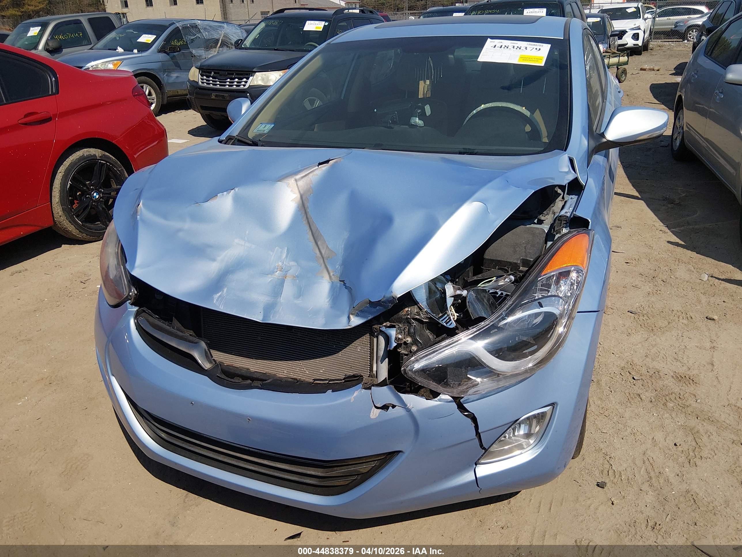 HYUNDAI ELANTRA image 6