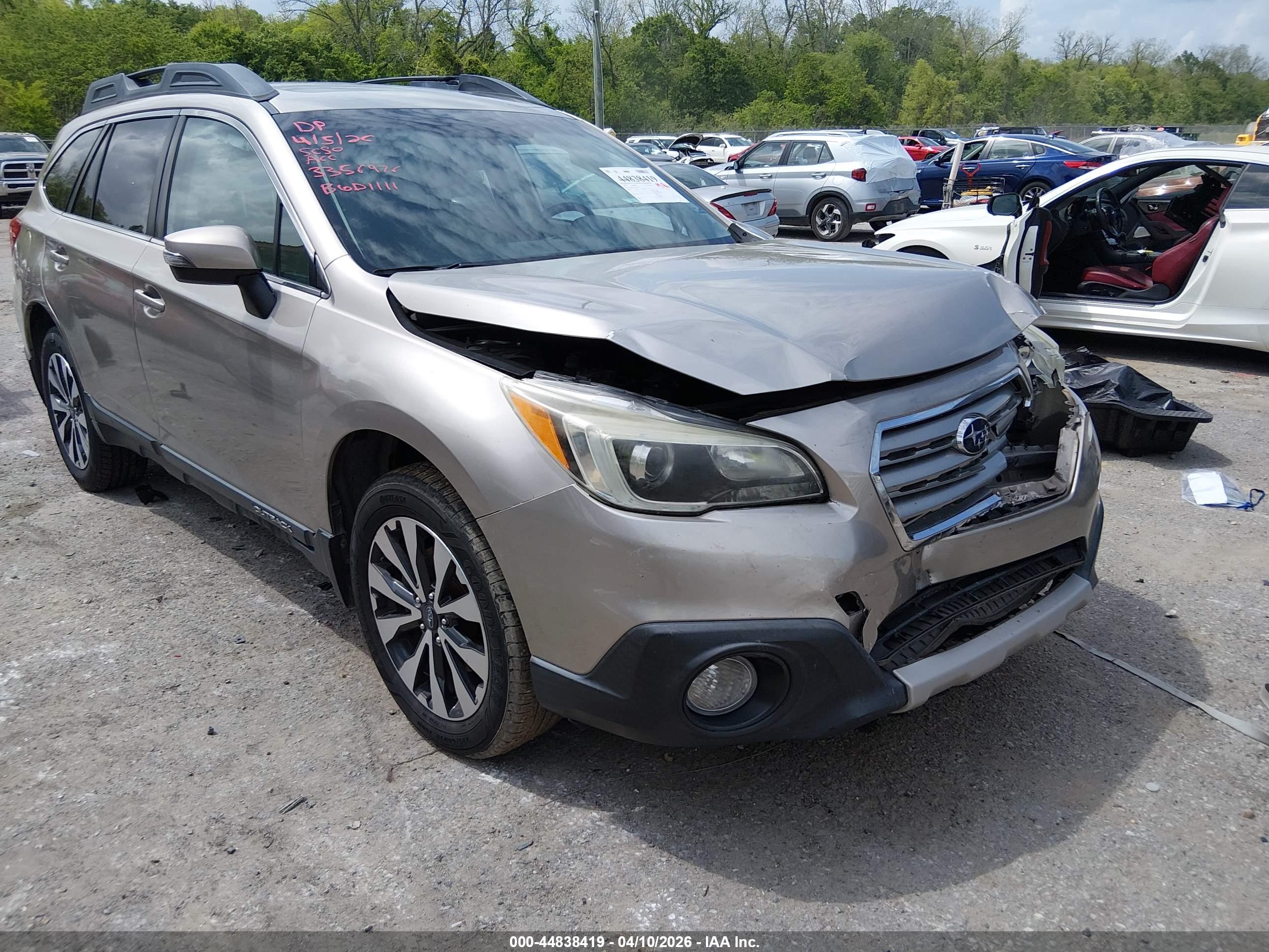 SUBARU OUTBACK image 6