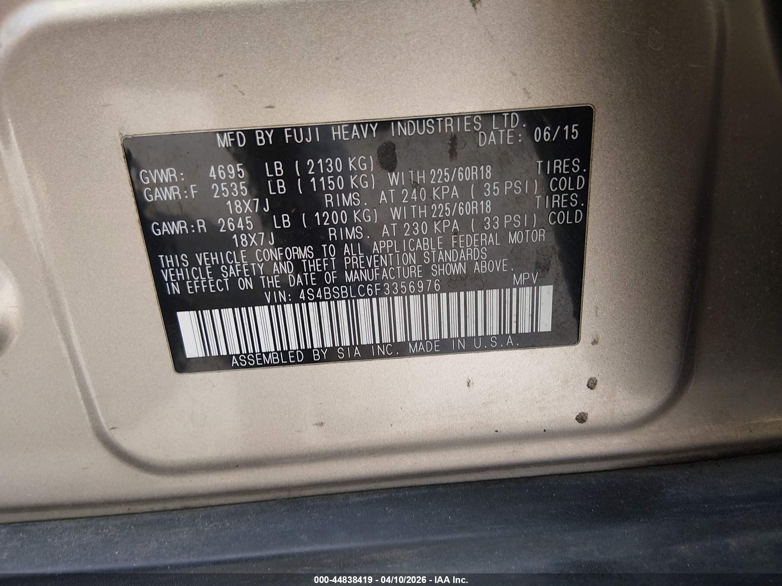 SUBARU OUTBACK image 9