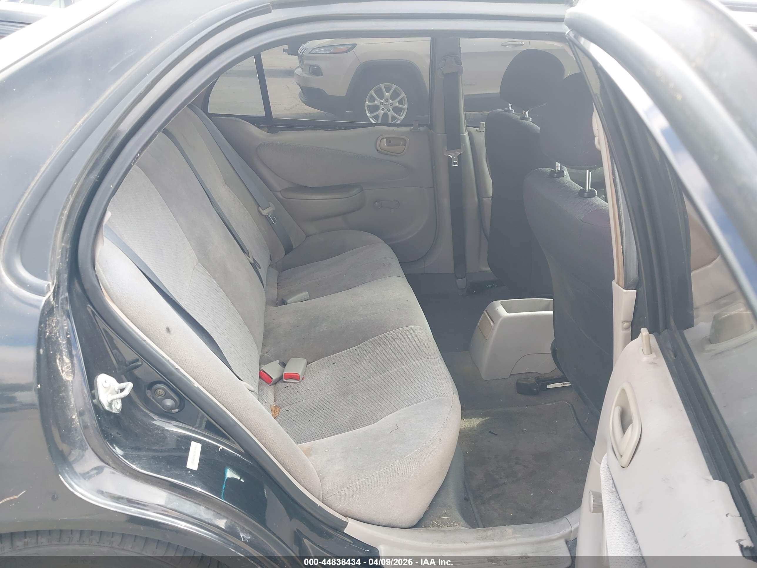 TOYOTA COROLLA image 8