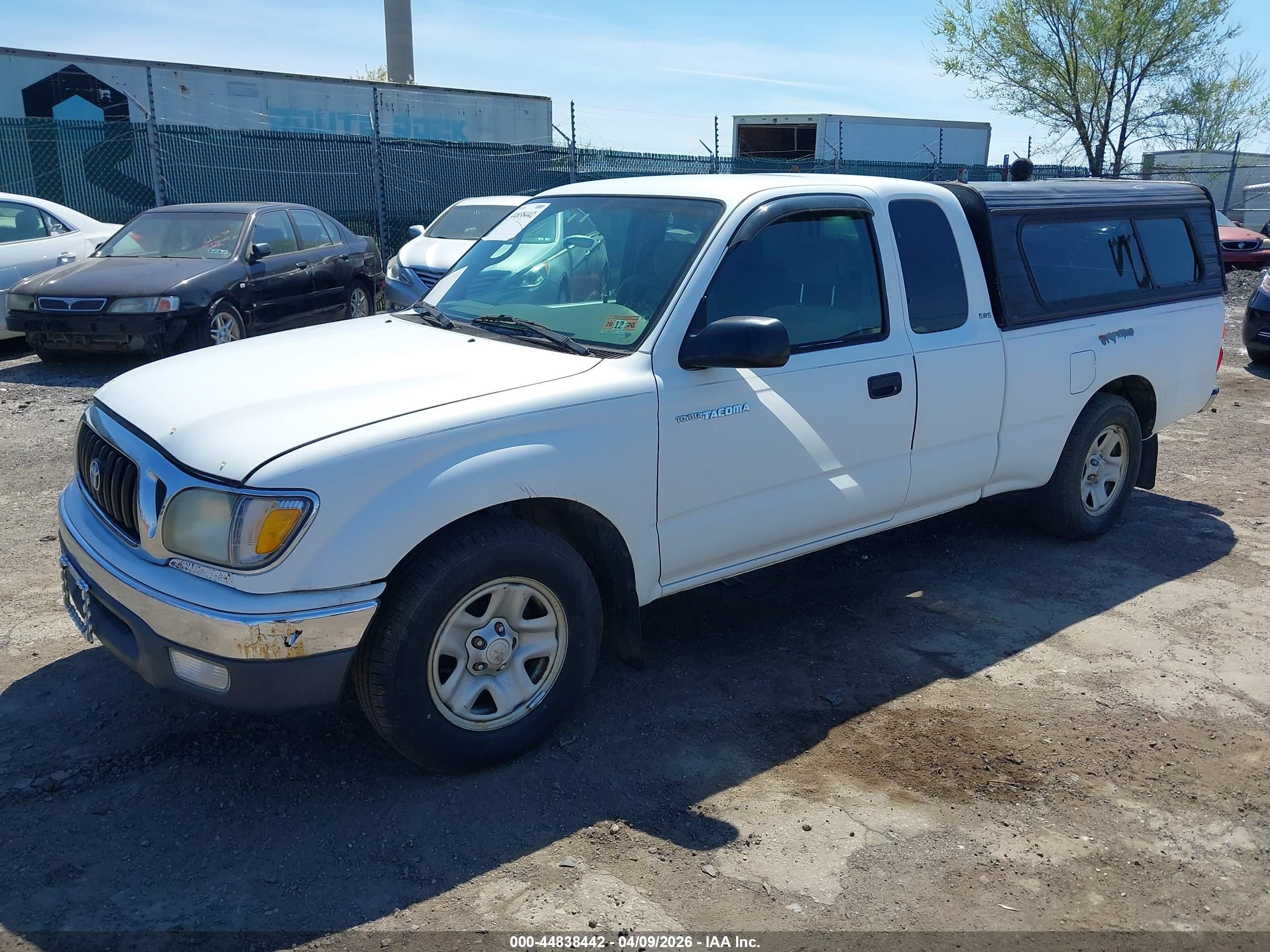TOYOTA TACOMA image 2