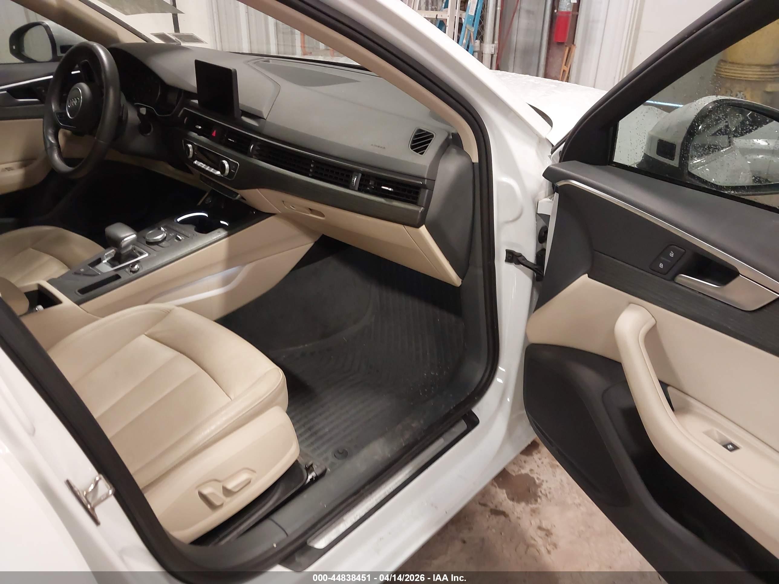 AUDI A4 image 5