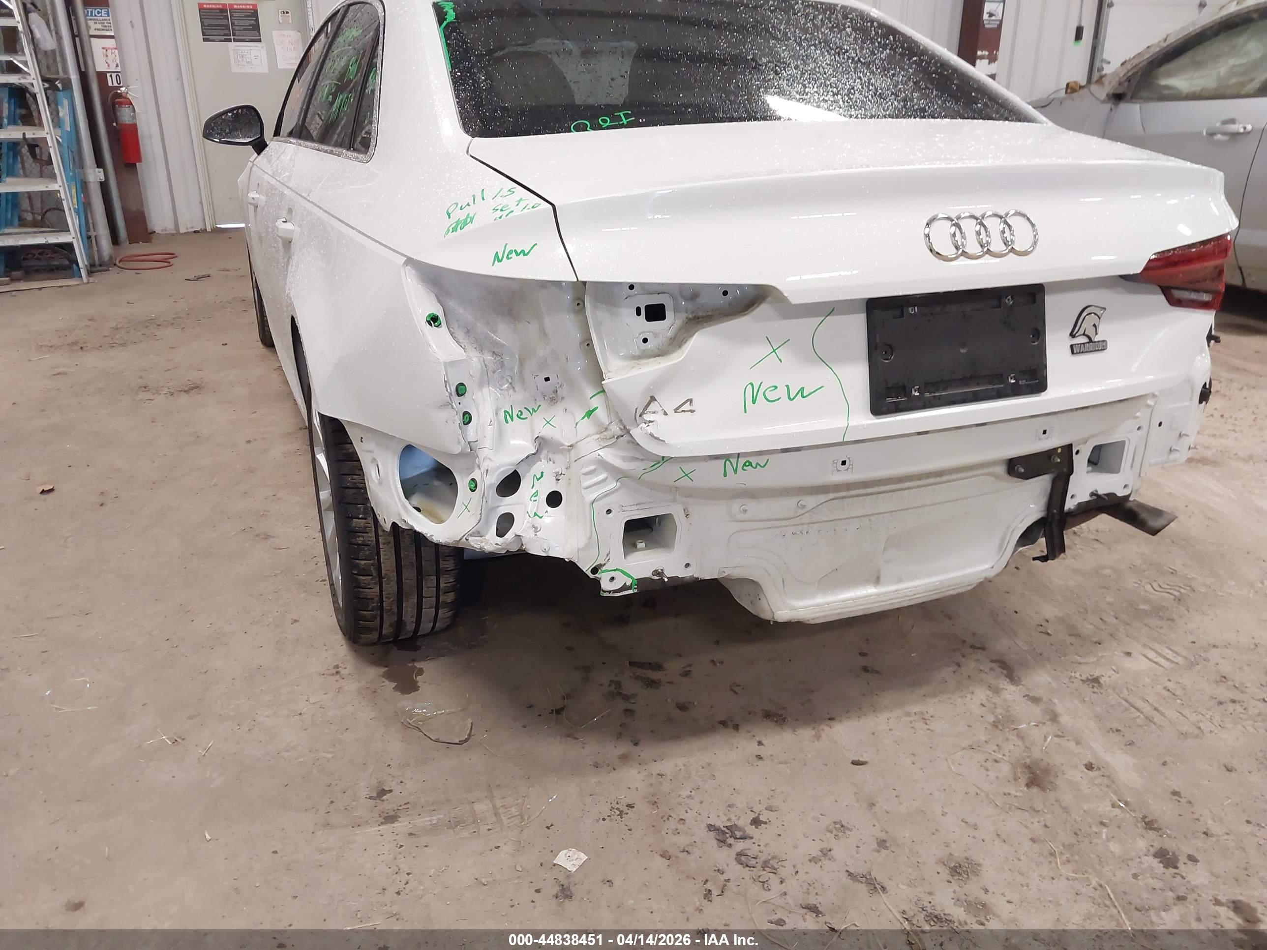 AUDI A4 image 6