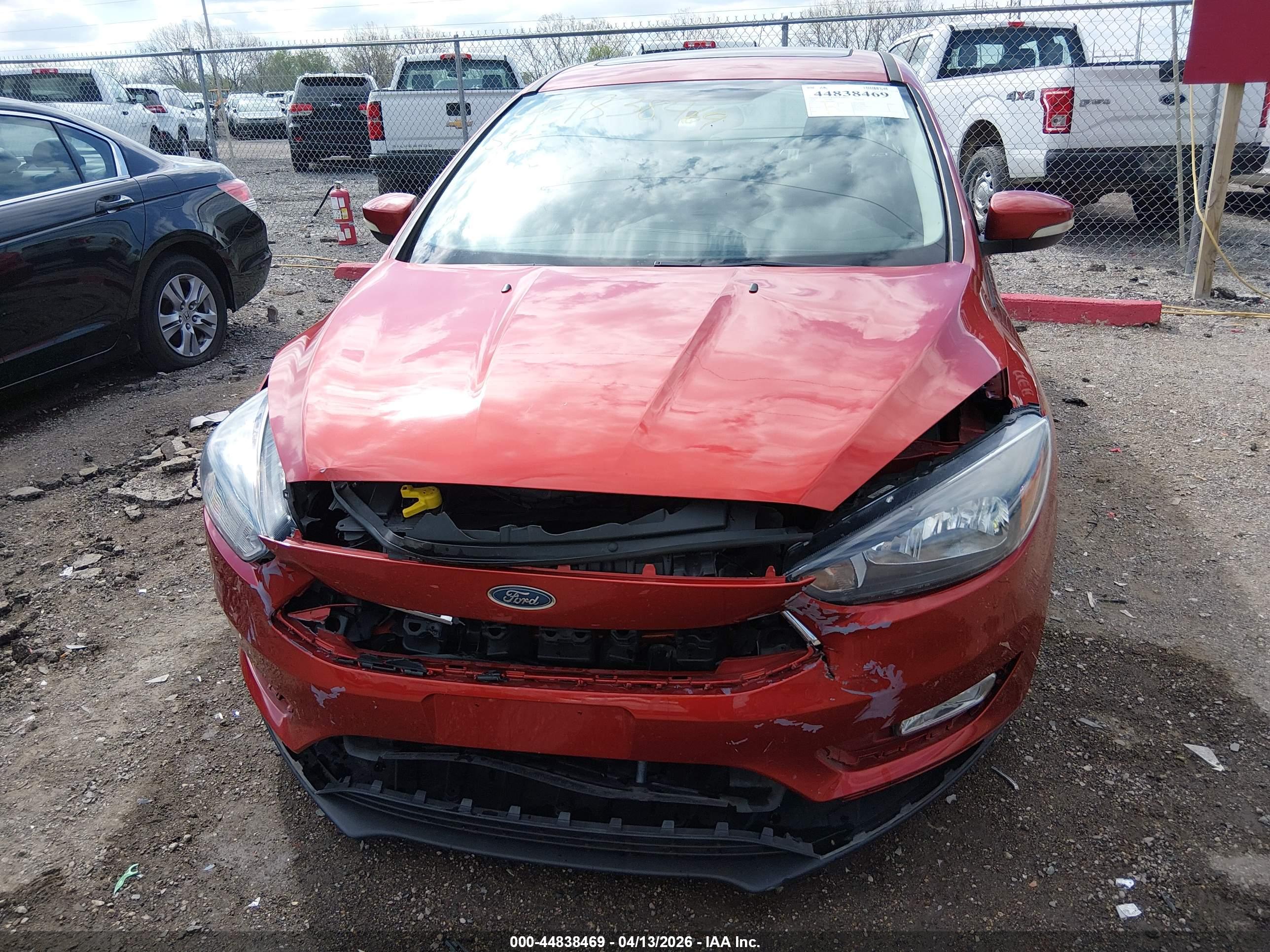 FORD FOCUS image 6